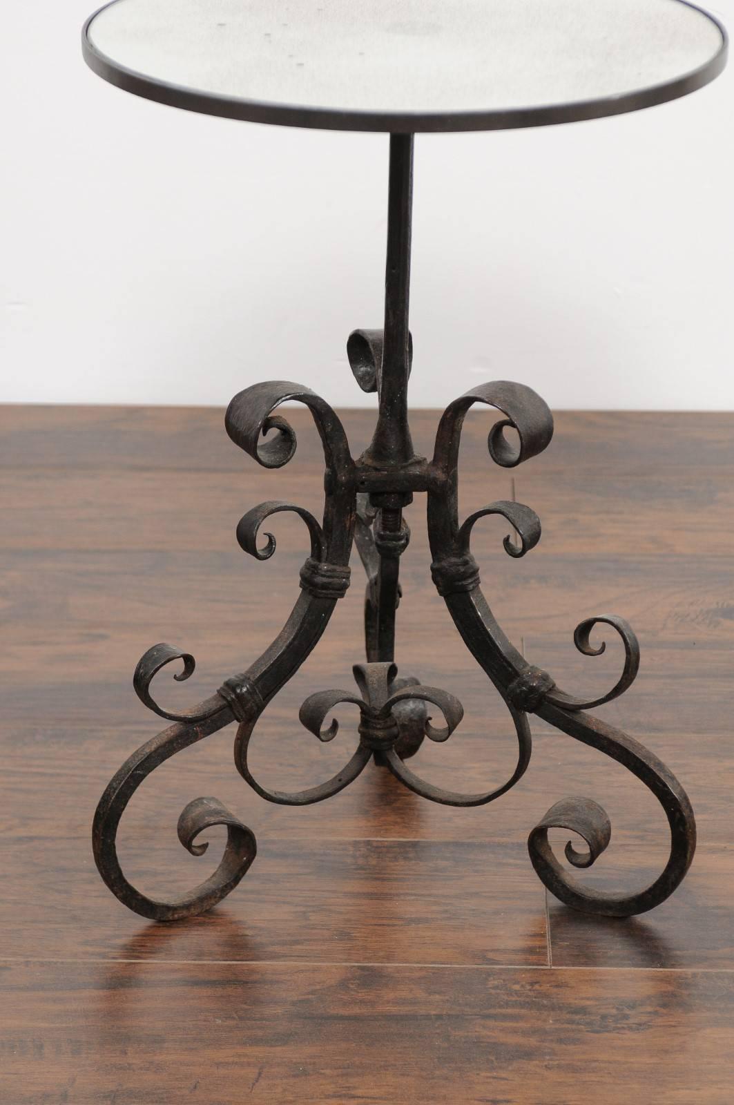 1870s Italian Wrought-Iron Pedestal Side Table with Mirrored Top and Scrolls 1