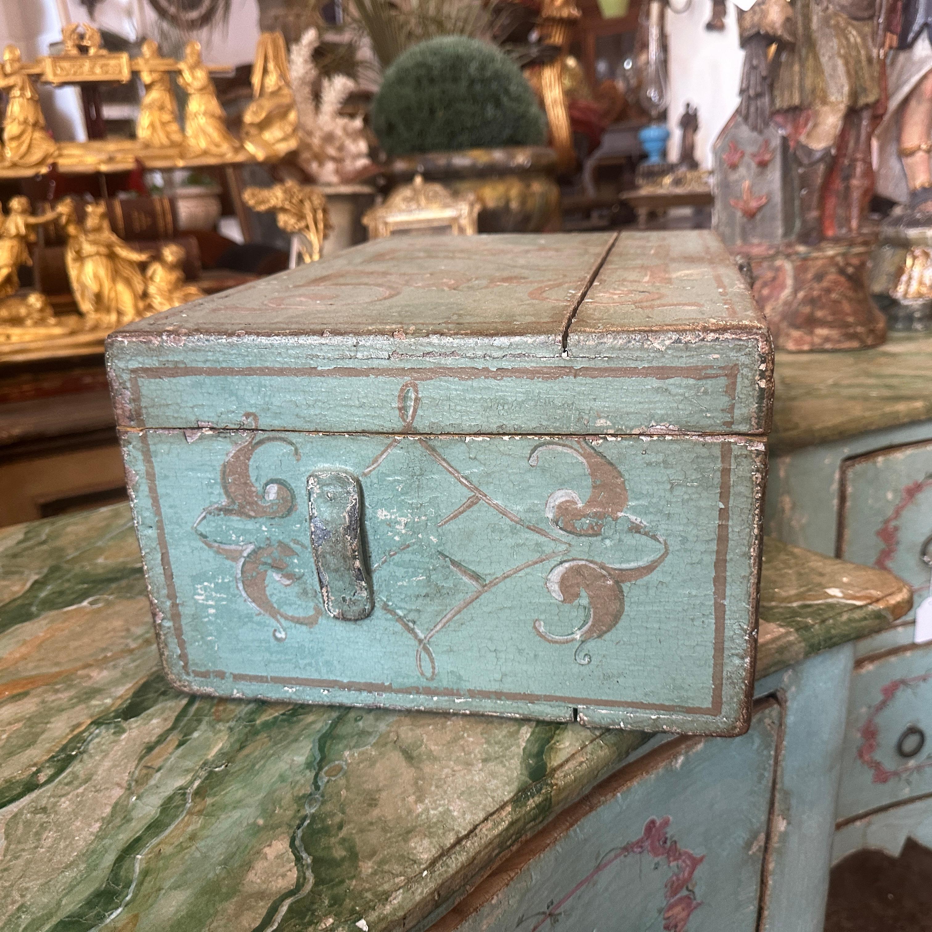 1870s Louis Philippe Light Blue and Brown Lacquered Wood Sicilian Box For Sale 3