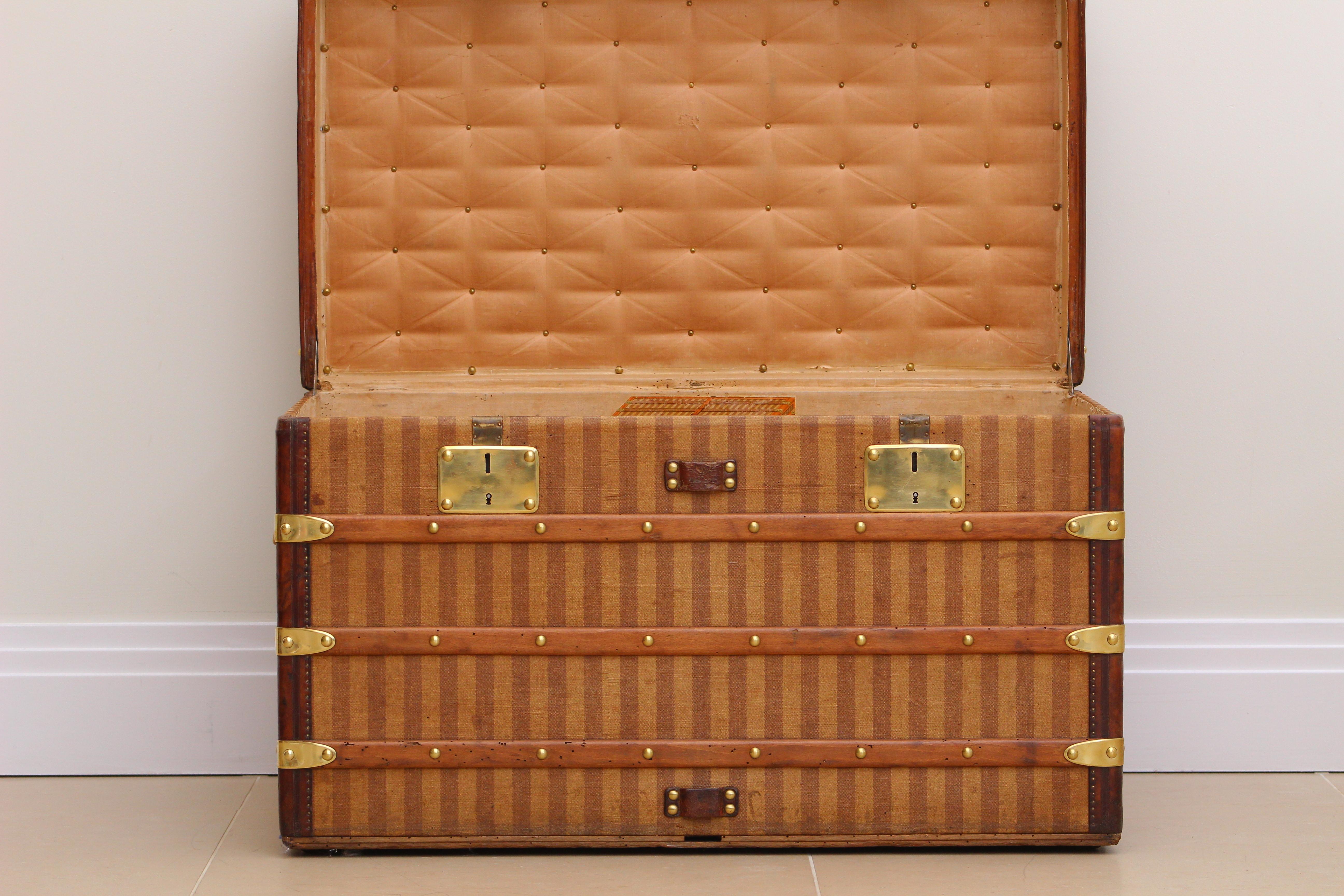1870s Louis Vuitton Rayee Courier Trunk 8