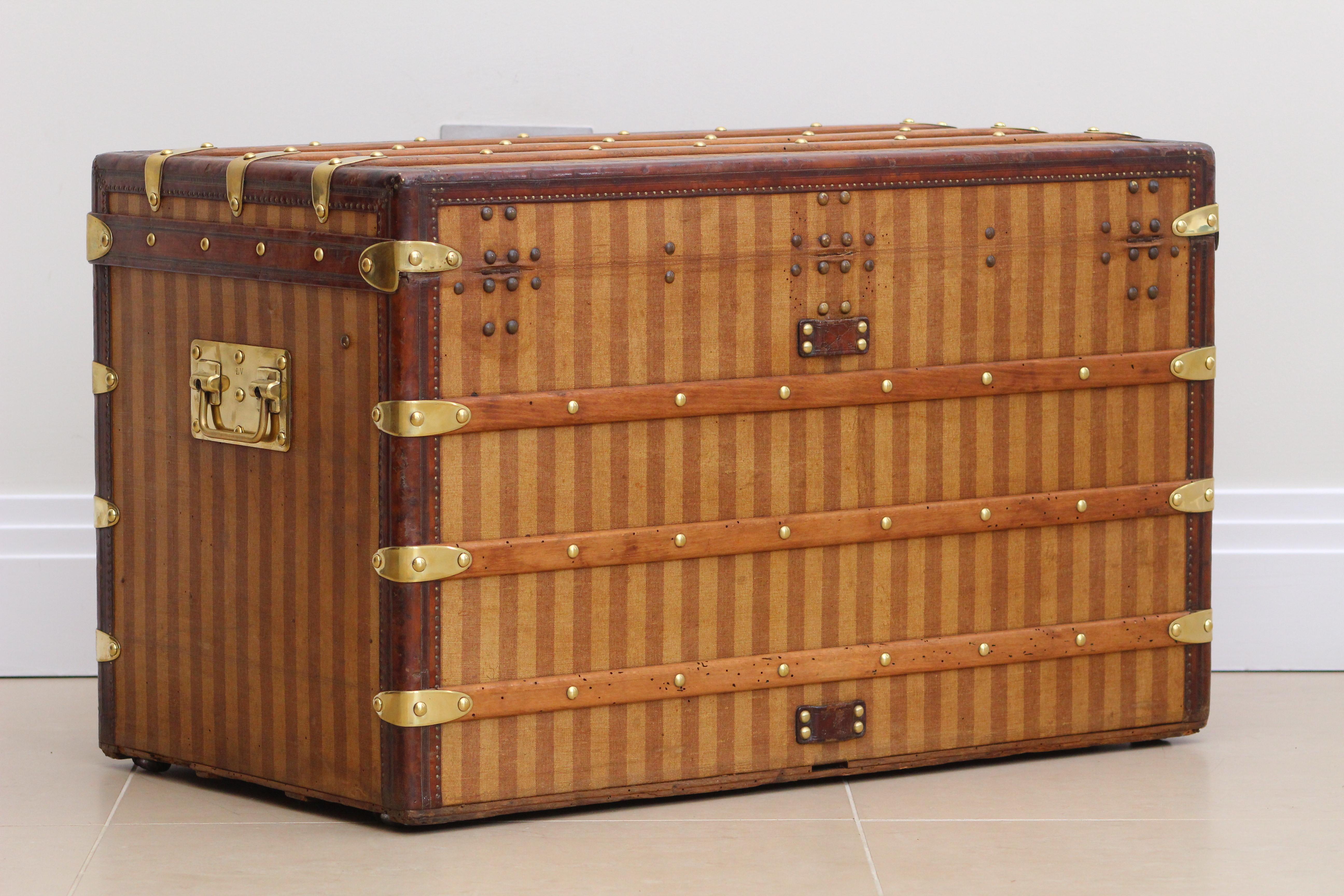 1870s Louis Vuitton Rayee Courier Trunk 1