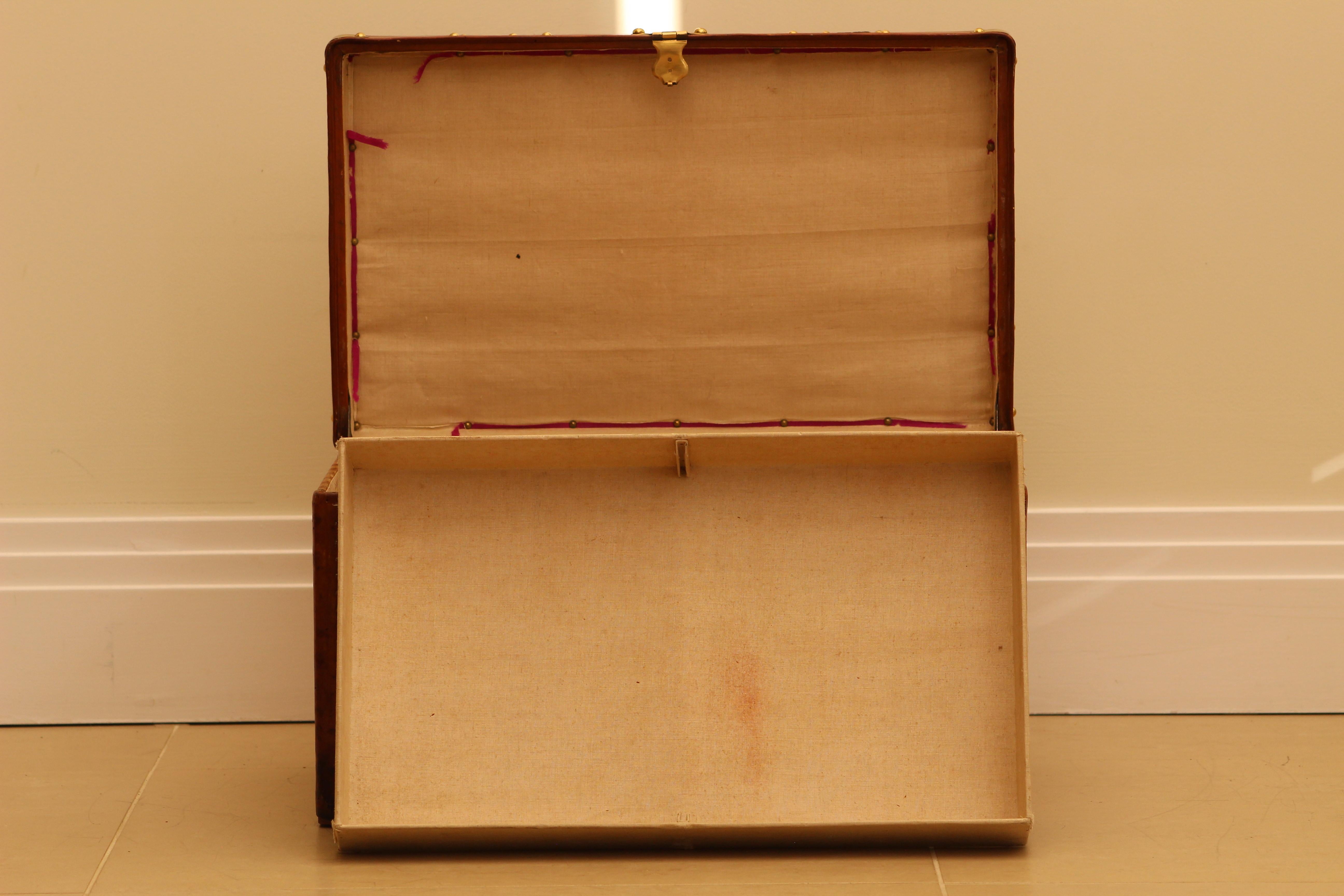 1870s Louis Vuitton Rayee Hatbox Trunk For Sale 5