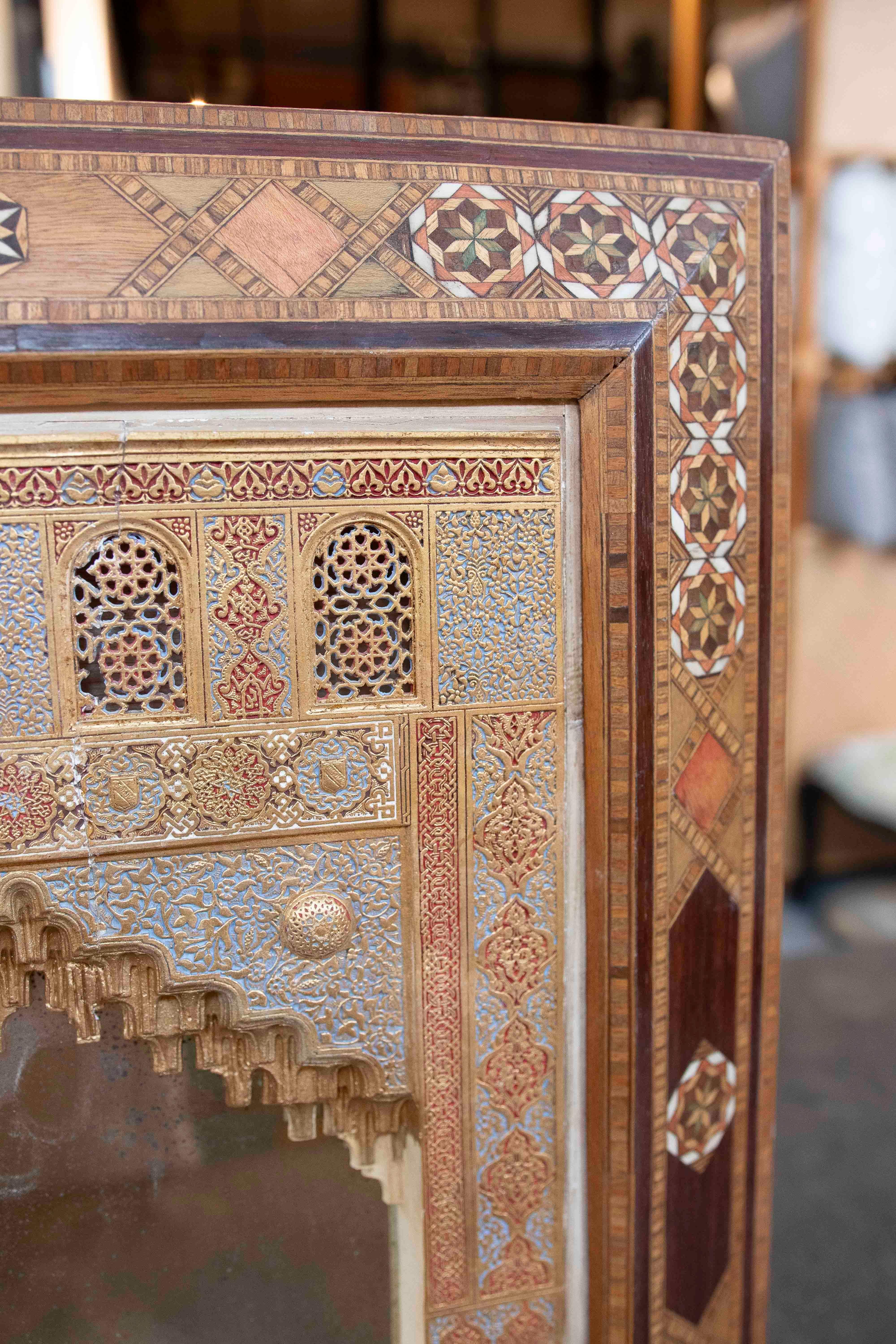 XIXe siècle 1870s Modèle de l'Alhambra, polychrome avec cadre en marqueterie, style Nasride en vente