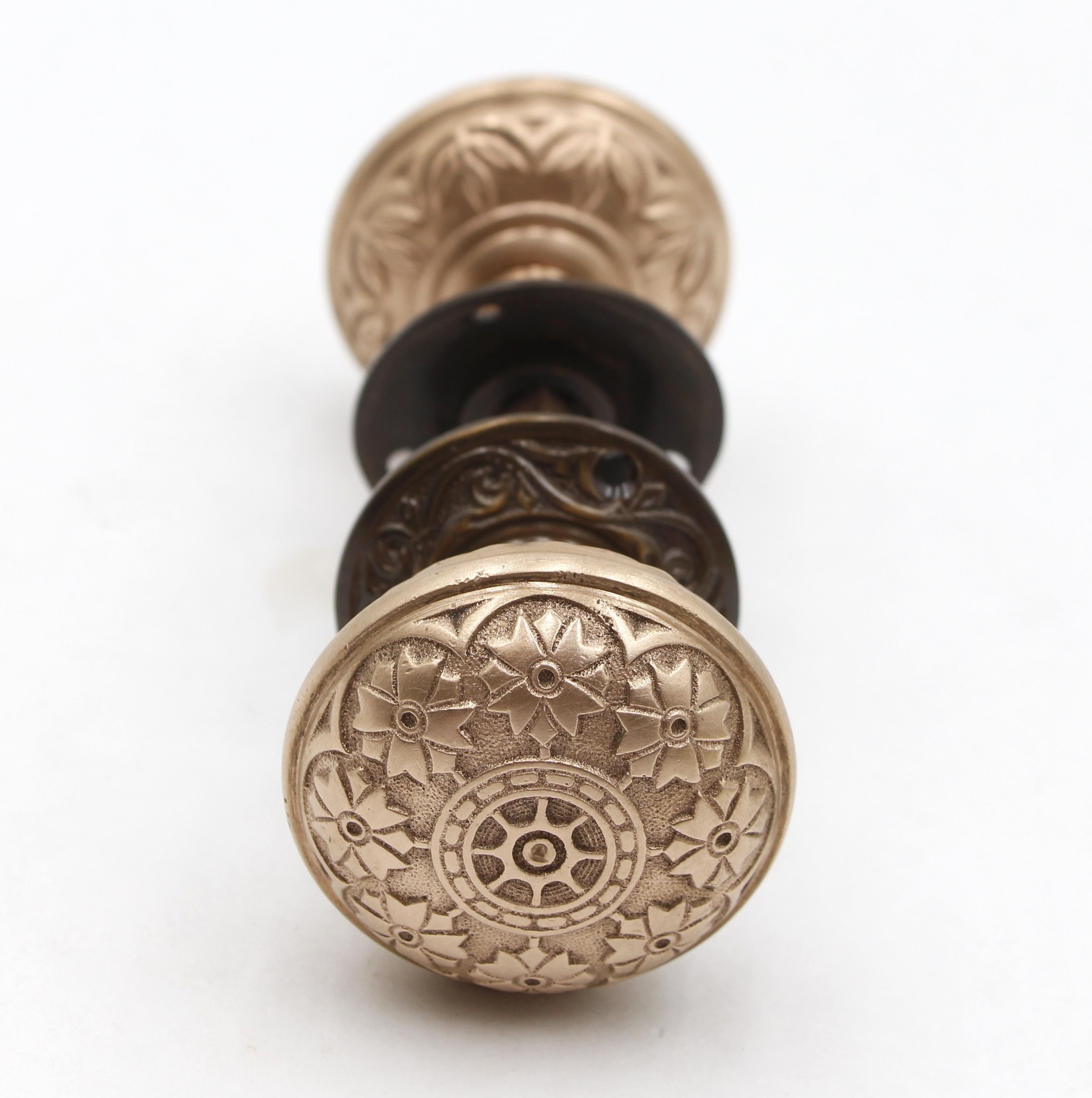 1870s Polished Brass 8-Fold Passage Doorknob Set Qty Available In Good Condition For Sale In New York, NY