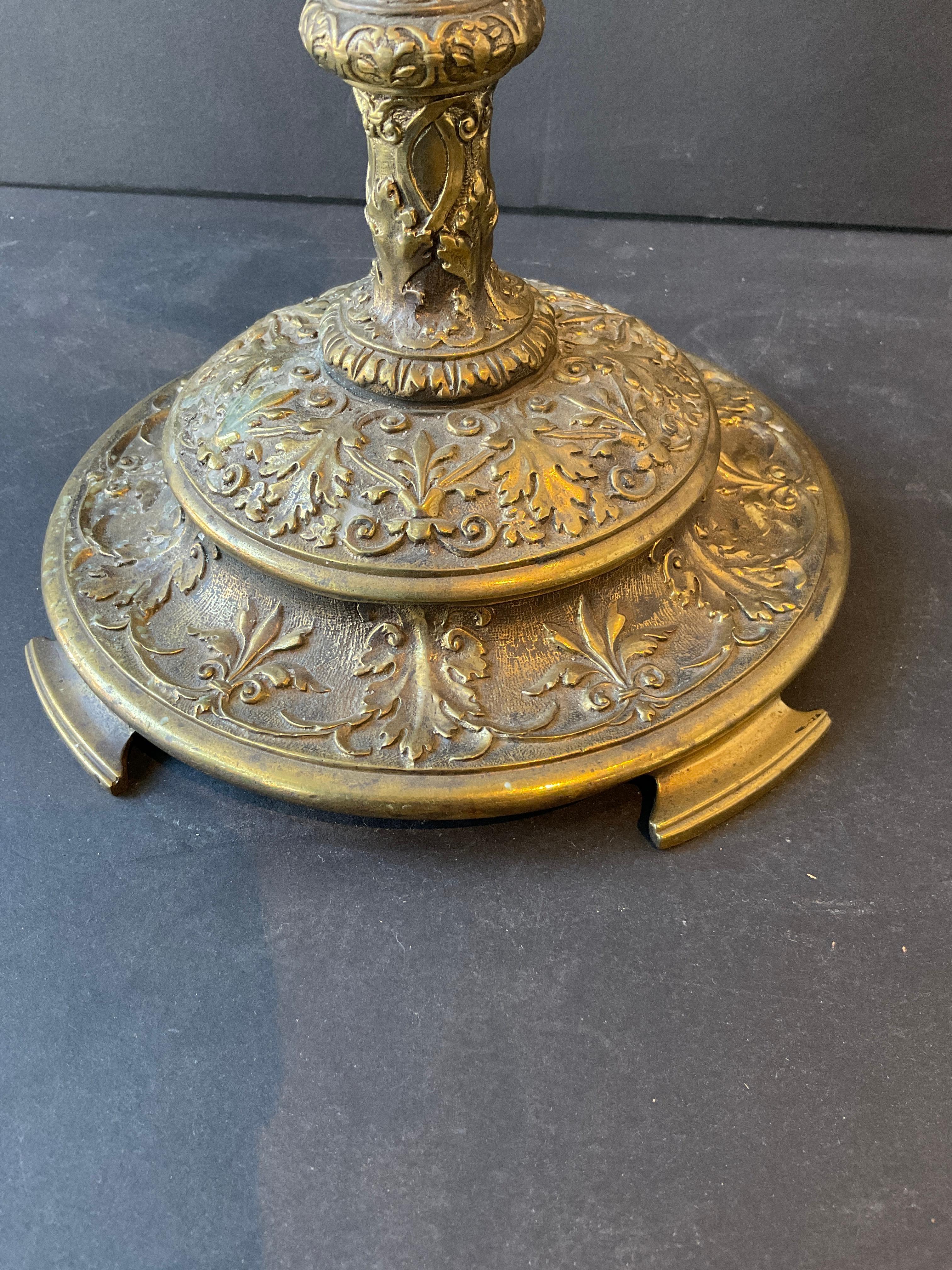 Candelieri in ottone rinascimentali del 1870 in vendita 2