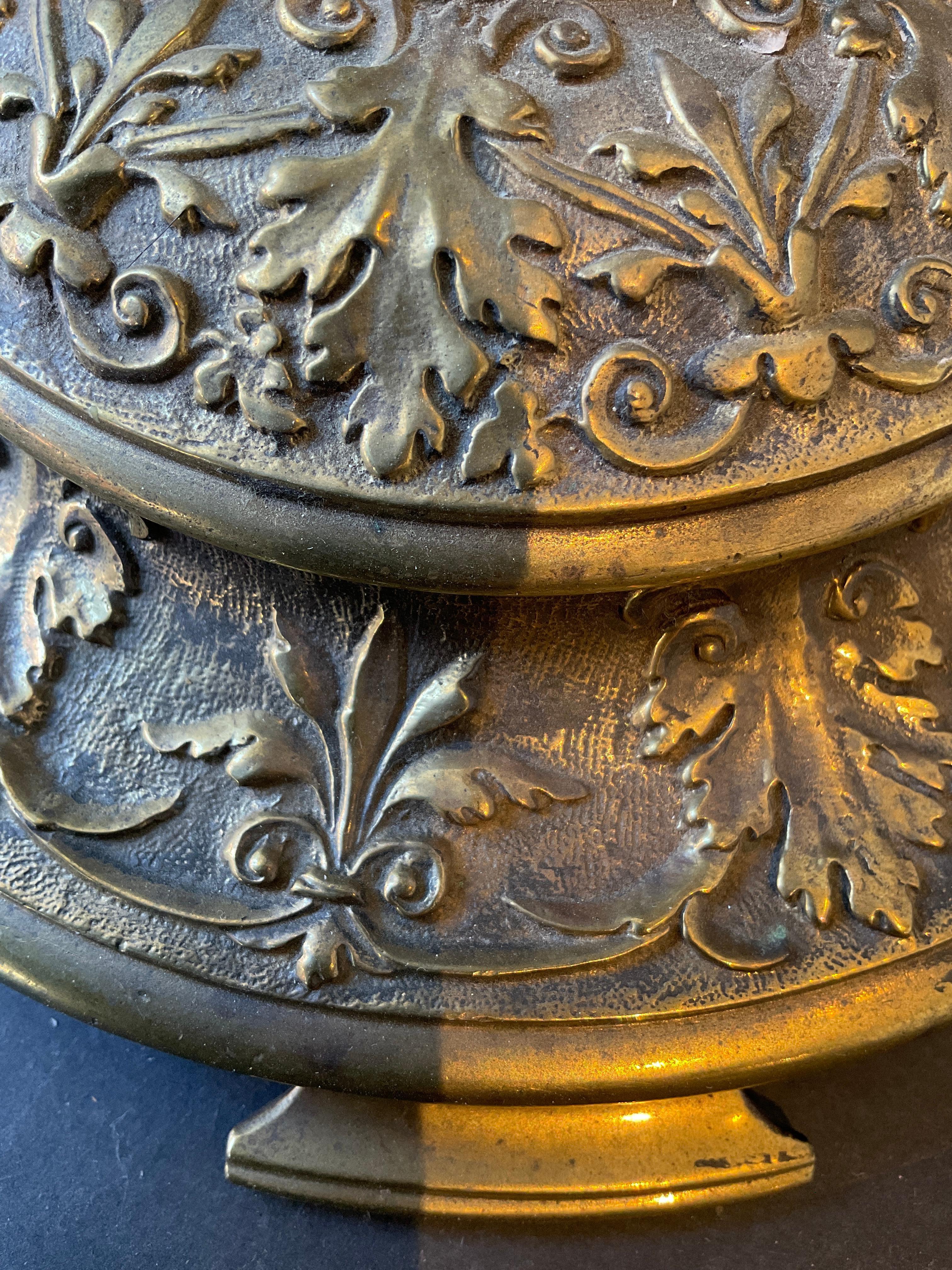 Candelieri in ottone rinascimentali del 1870 in vendita 3