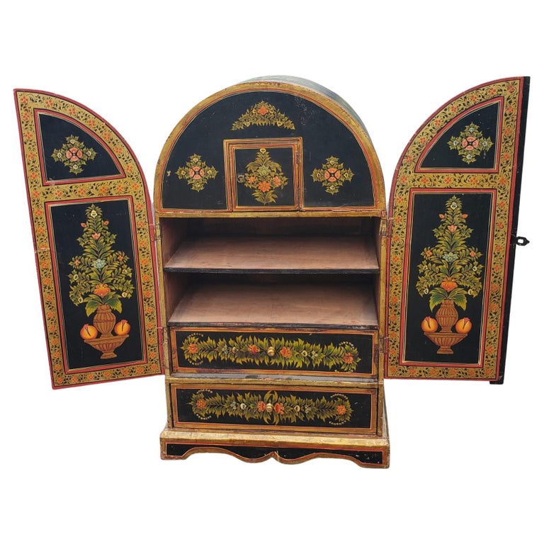 Swedish 1870s Scandinavian Rosemaling Hand Painted Small Chest Cupboard For Sale