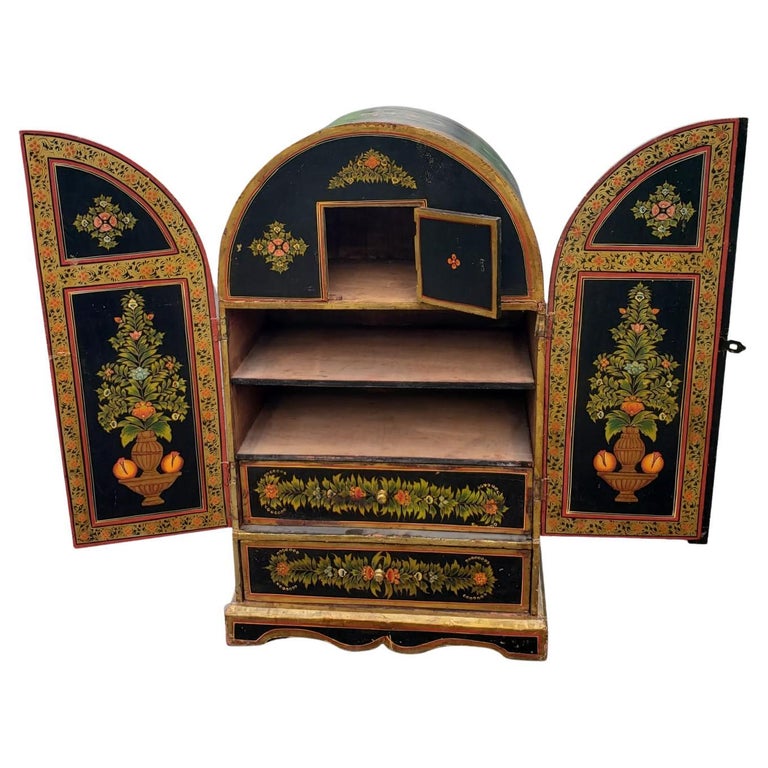 1870s Scandinavian Rosemaling Hand Painted Small Chest Cupboard In Good Condition For Sale In Germantown, MD