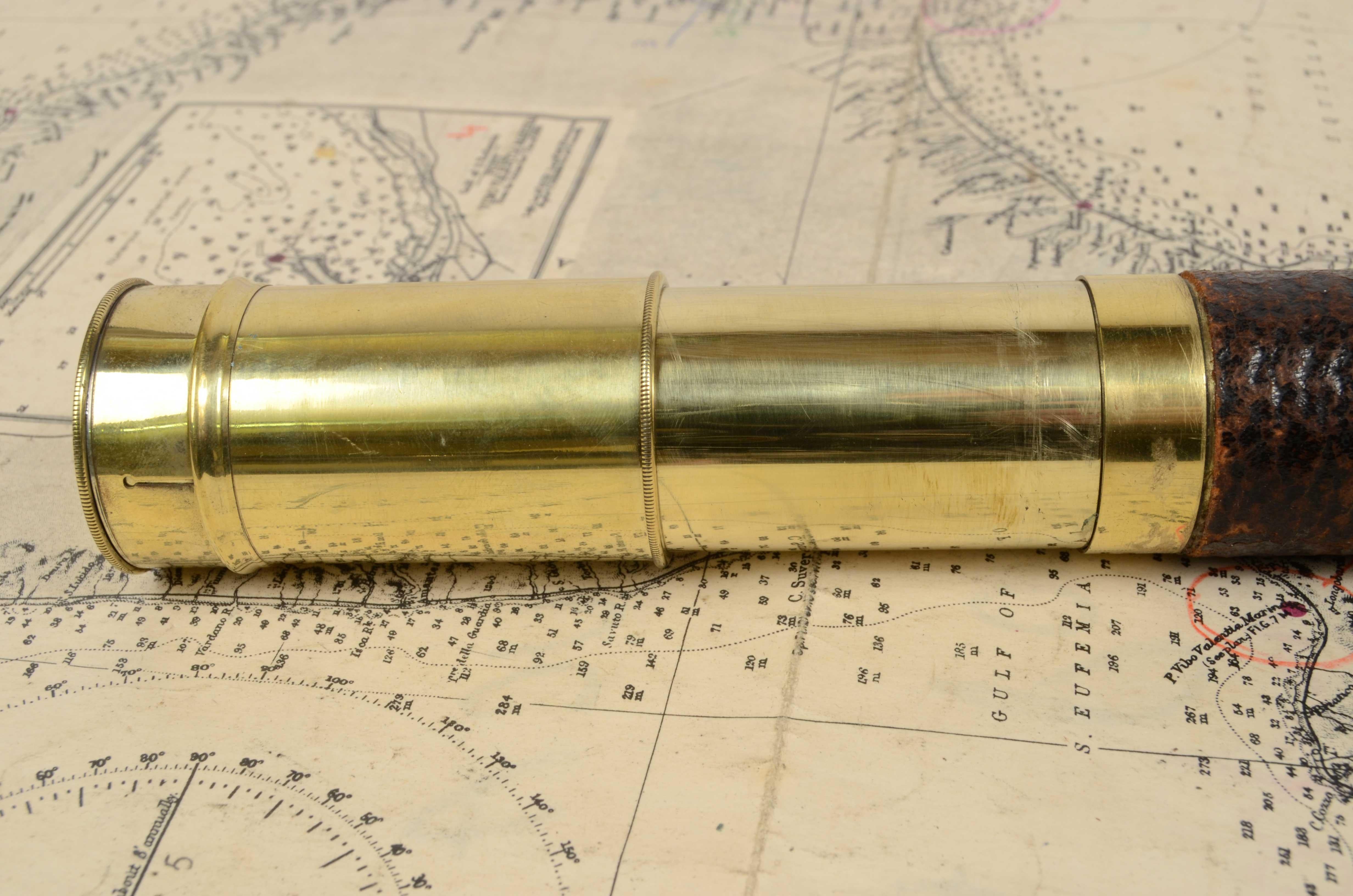 1870s Small Brass and Leather French Telescope Antique Marine Navigation Tool 3