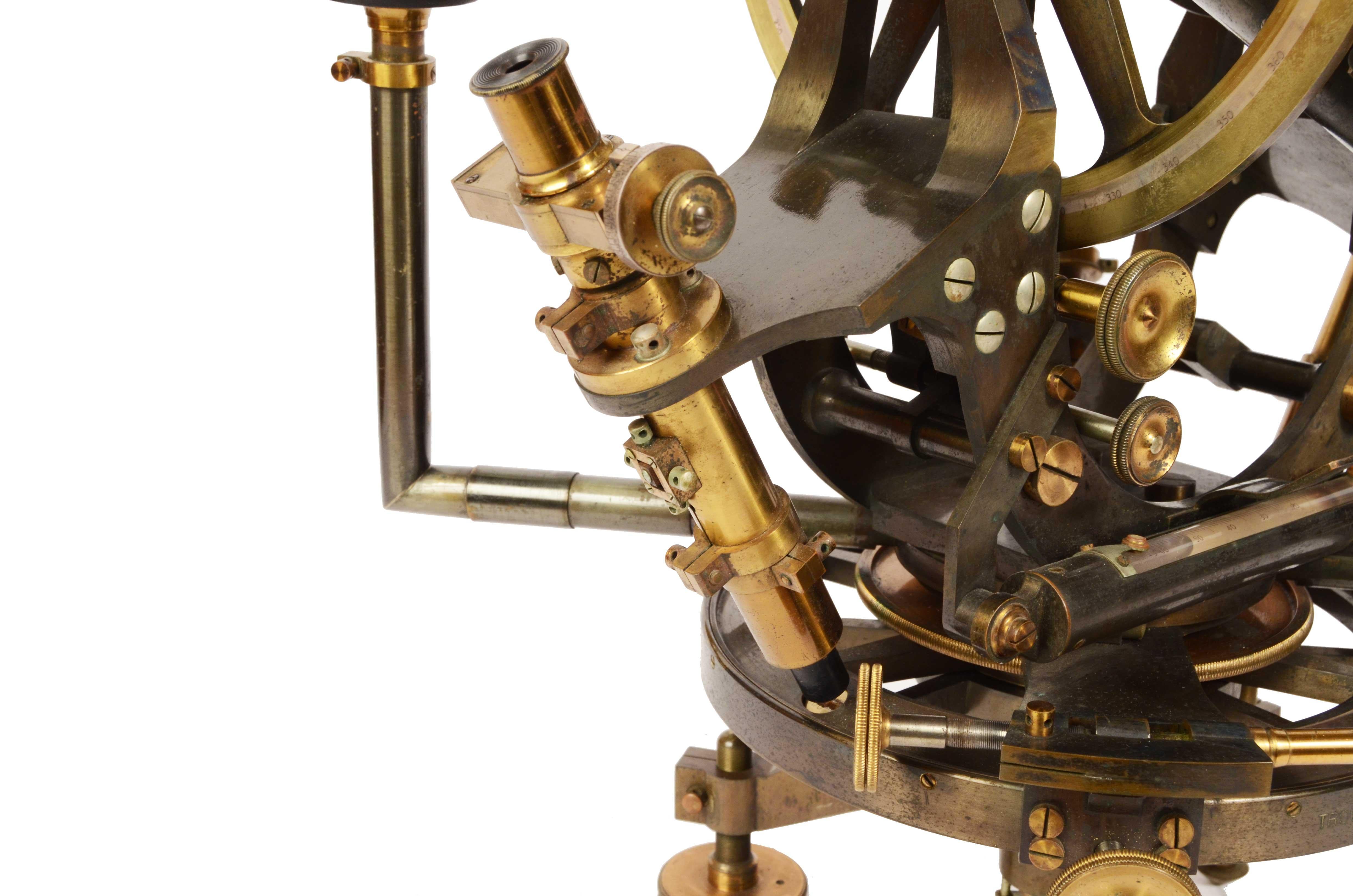 1870s Theodolite Troughton & Simms Antique Scientific Instrument of Measurement In Good Condition In Milan, IT