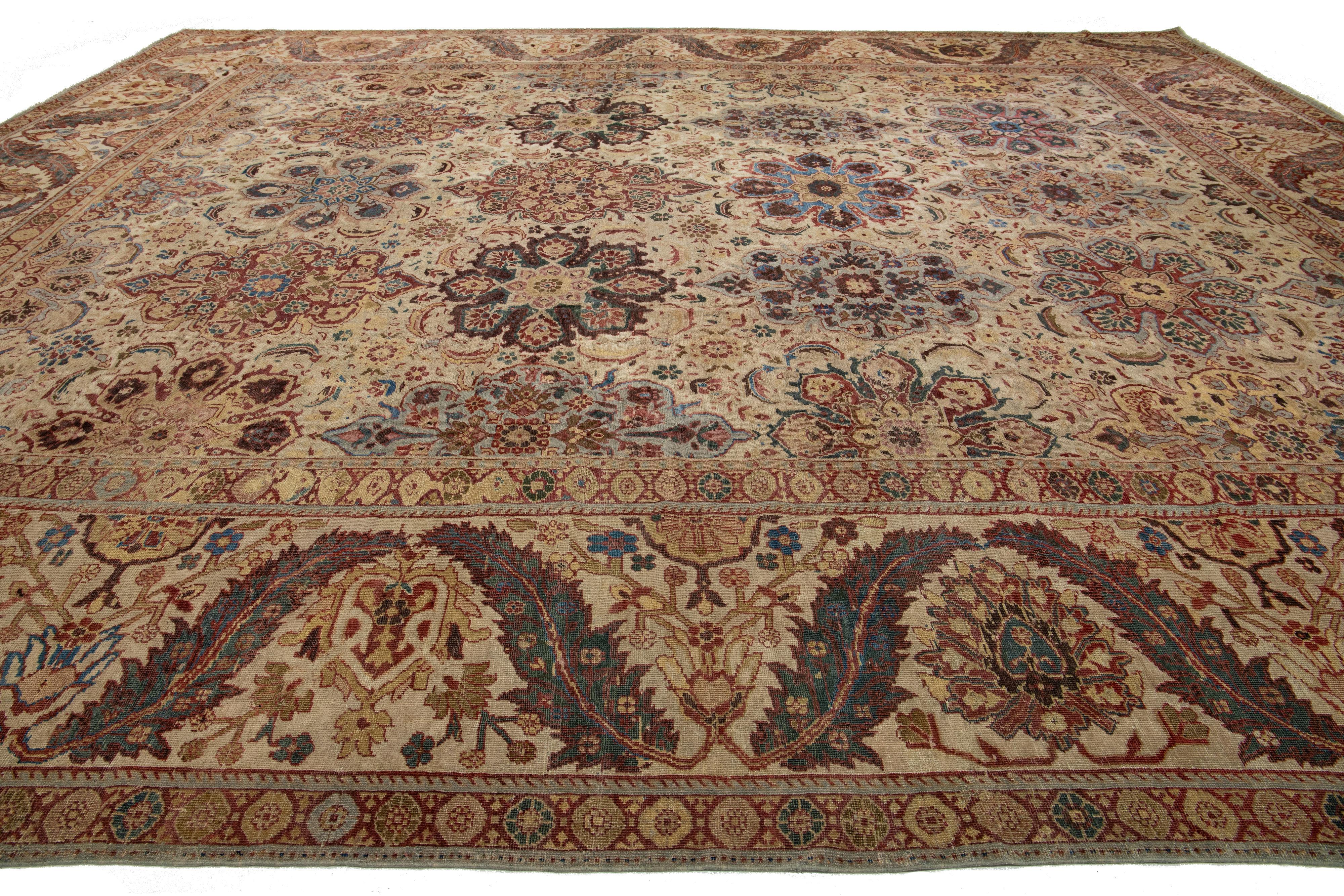 1870er Jahre Einzigartiger antiker persischer Sultanabad-Teppich aus beiger Wolle mit floralem Design im Zustand „Hervorragend“ im Angebot in Norwalk, CT