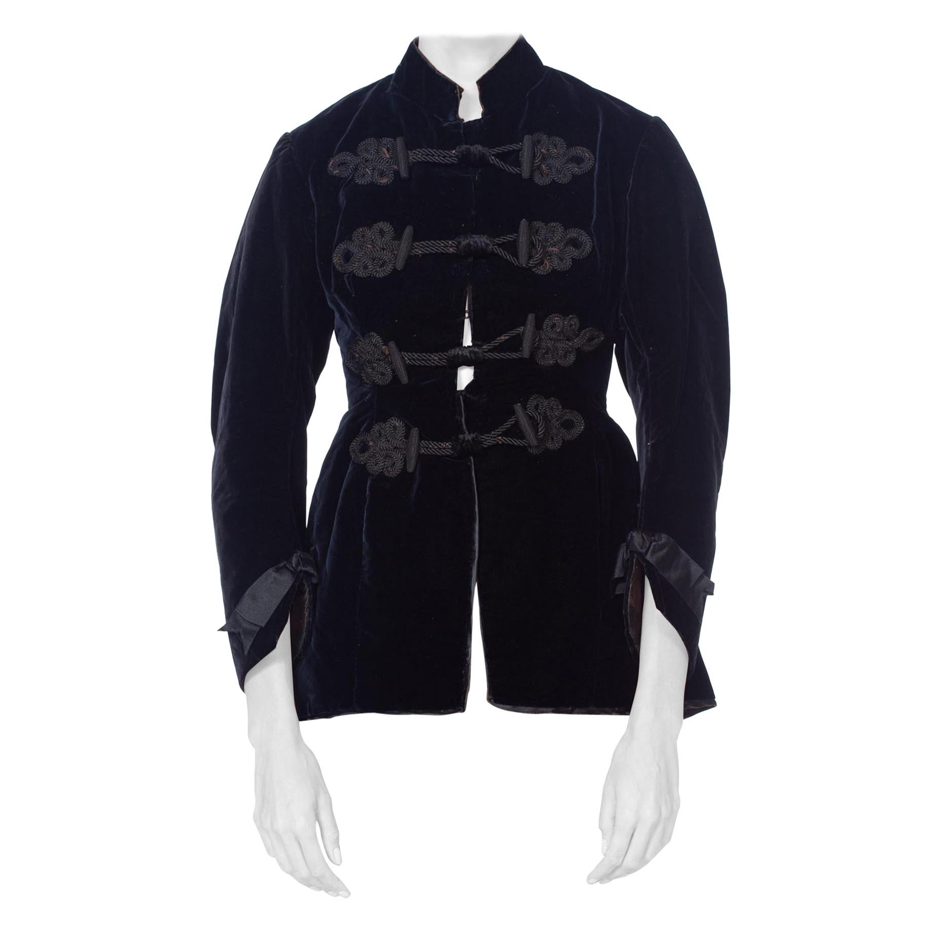 1870S Black Silk Velvet  Hand Quilted Lined Smoking Jacket With Passementerie D For Sale