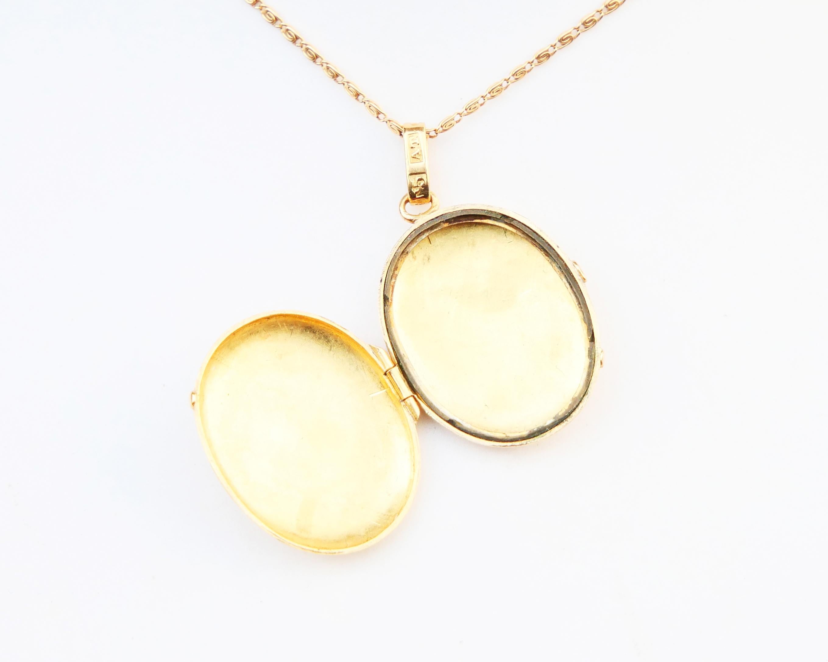 1873 Nordic Pendant Picture Locket solid 18K Yellow Gold/ 3.25 gr For Sale 3