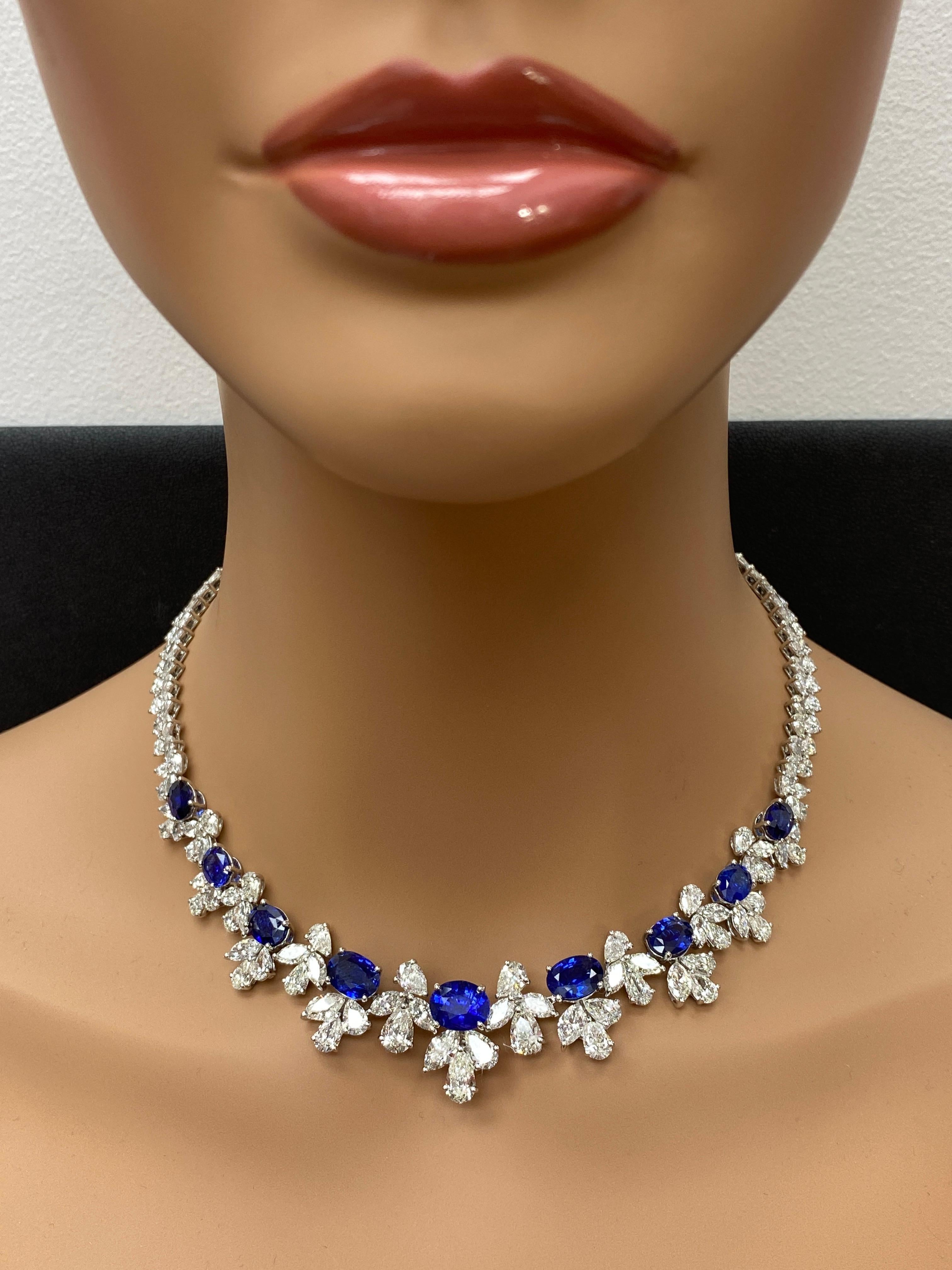 18,74 Karat Blauer Saphir und Diamant im Ovalschliff, Halskette aus Platin im Angebot 6