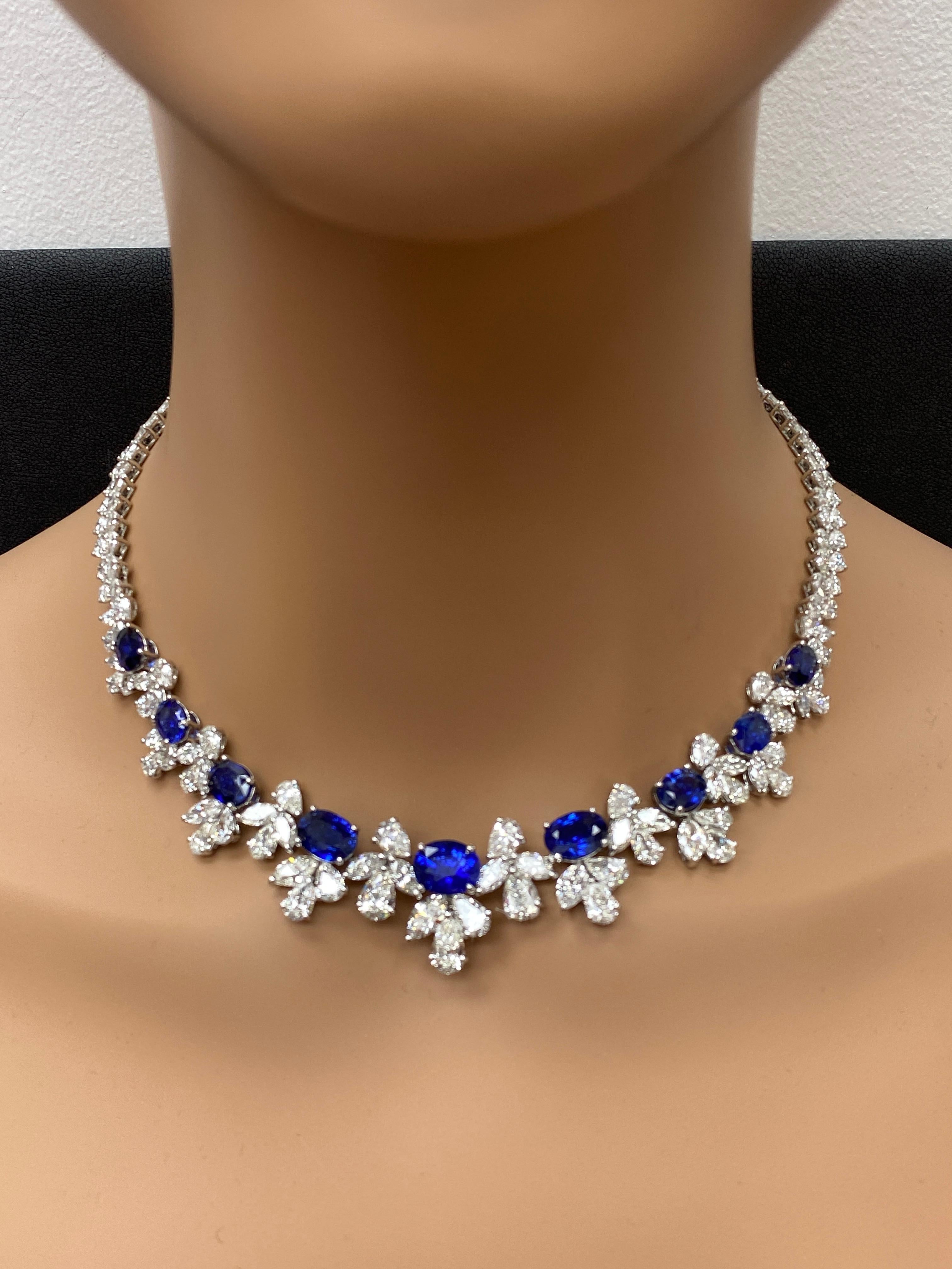 18,74 Karat Blauer Saphir und Diamant im Ovalschliff, Halskette aus Platin im Angebot 7