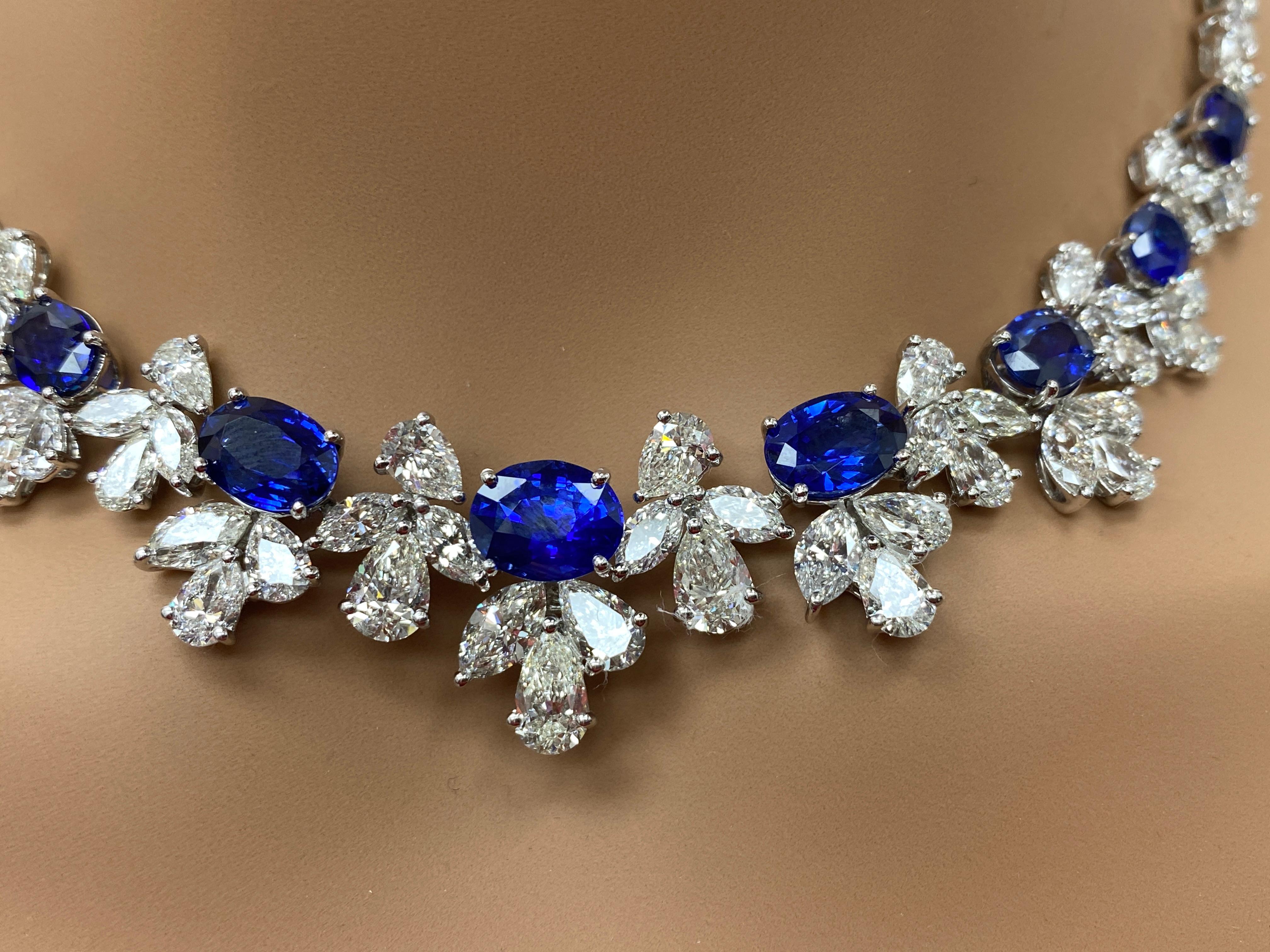18,74 Karat Blauer Saphir und Diamant im Ovalschliff, Halskette aus Platin im Angebot 4
