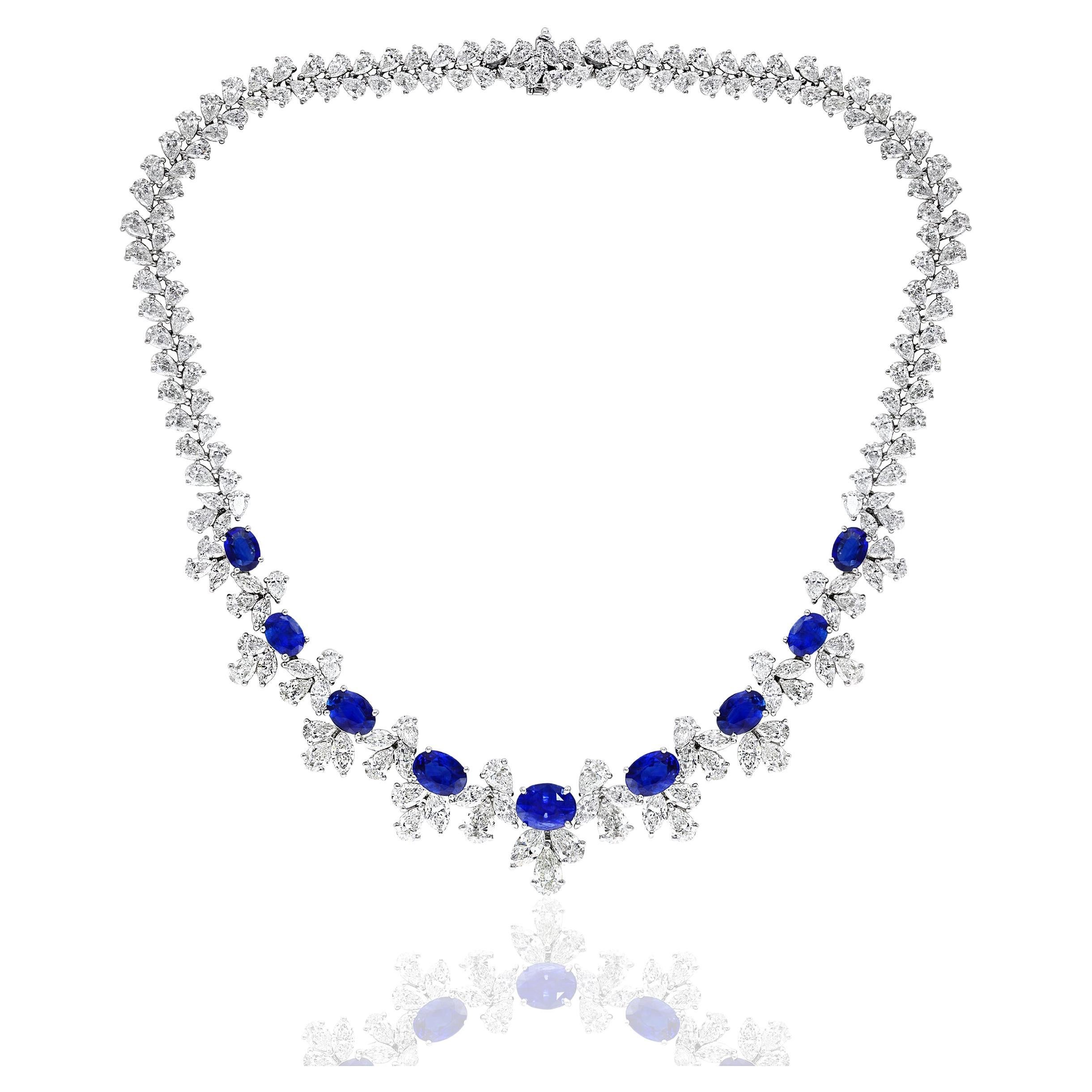 18,74 Karat Blauer Saphir und Diamant im Ovalschliff, Halskette aus Platin im Angebot
