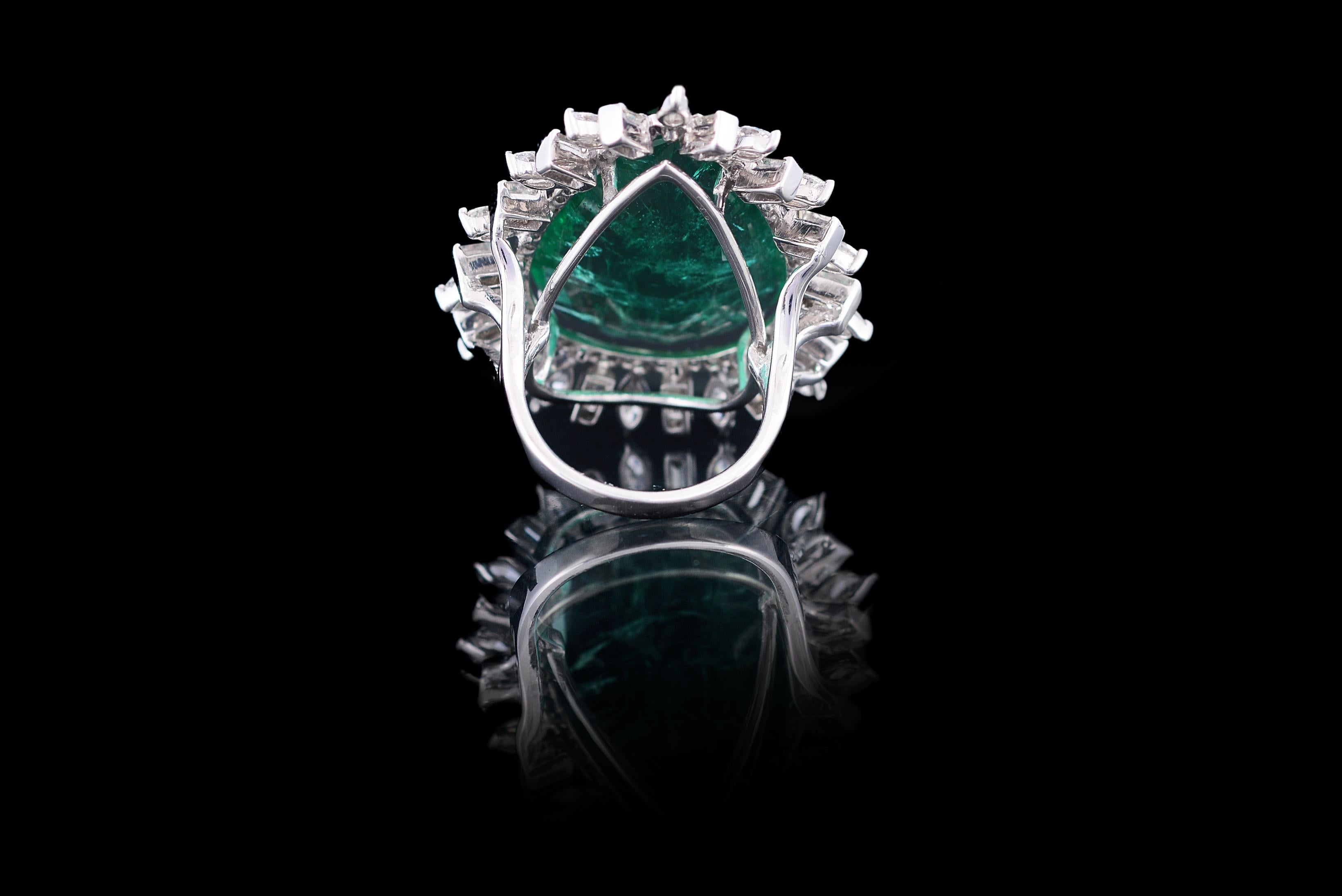 Art Deco 18k White Gold Cocktail Ring With 18.74 ct. Zambian Emerald & Diamond For Sale