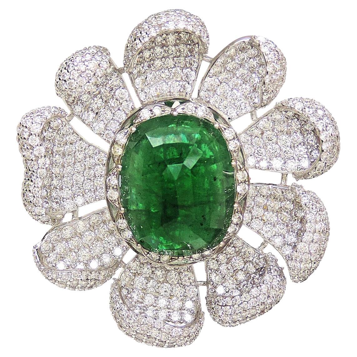 18,75 Karat Smaragd-Diamant-Anhänger cum-Ring, 18k Weißgold Smaragdring im Angebot