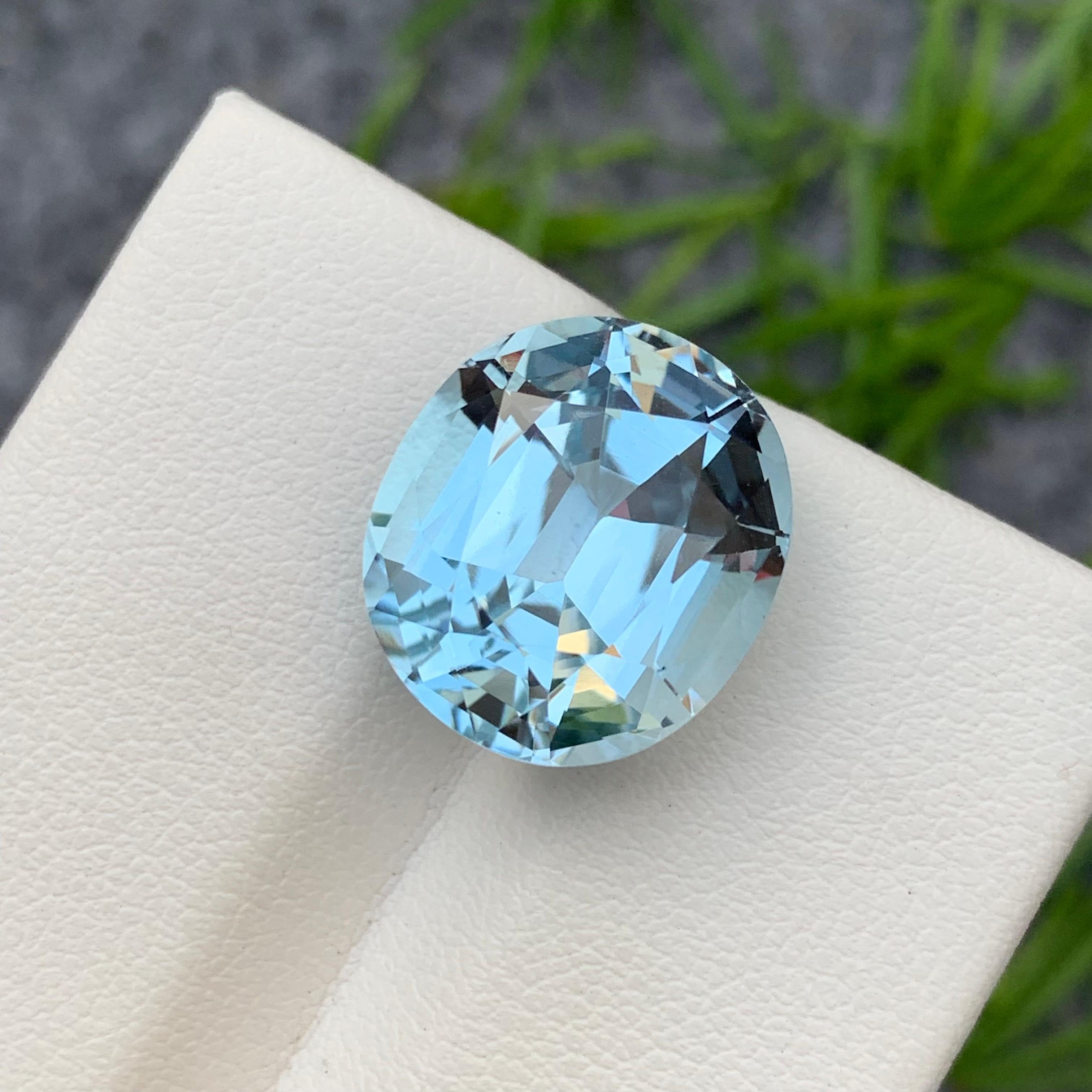 18.75 Carat Faceted Light Blue Topaz Cushion Cut Gemstone from Brazil Mine For Sale 3