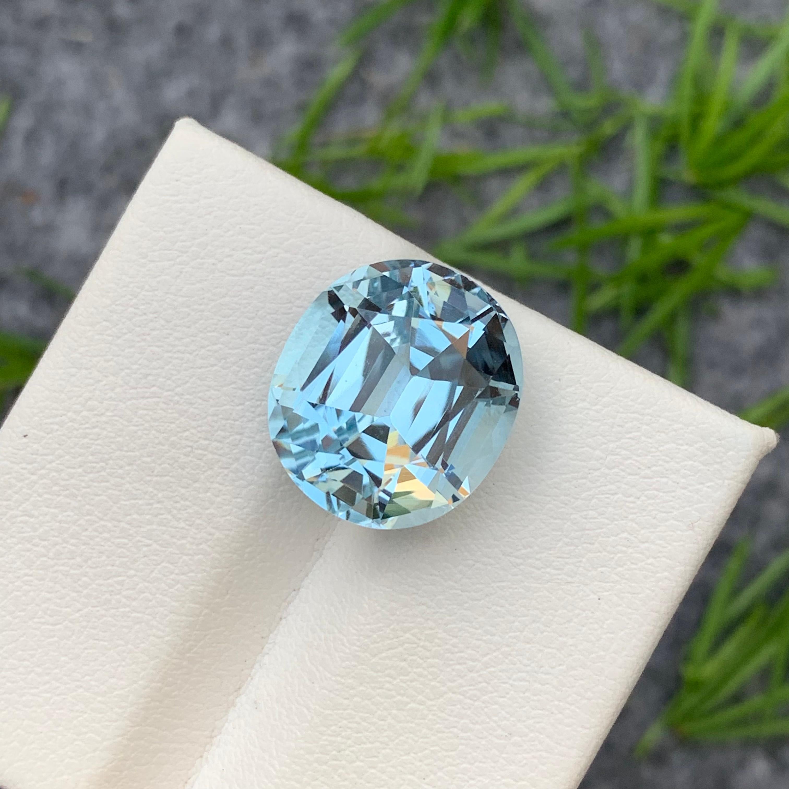 18.75 Carat Faceted Light Blue Topaz Cushion Cut Gemstone from Brazil Mine For Sale 5