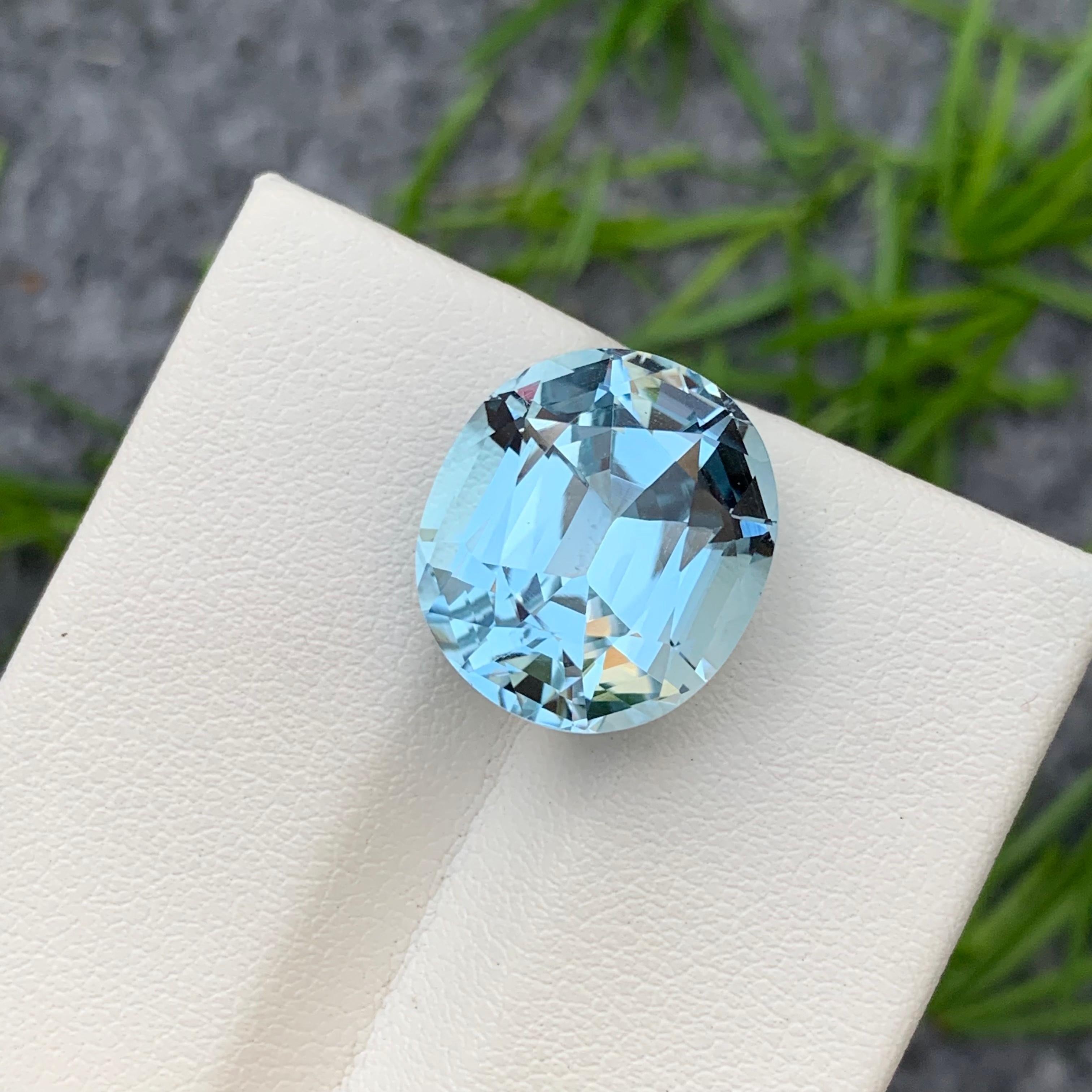 18.75 Carat Faceted Light Blue Topaz Cushion Cut Gemstone from Brazil Mine For Sale 8