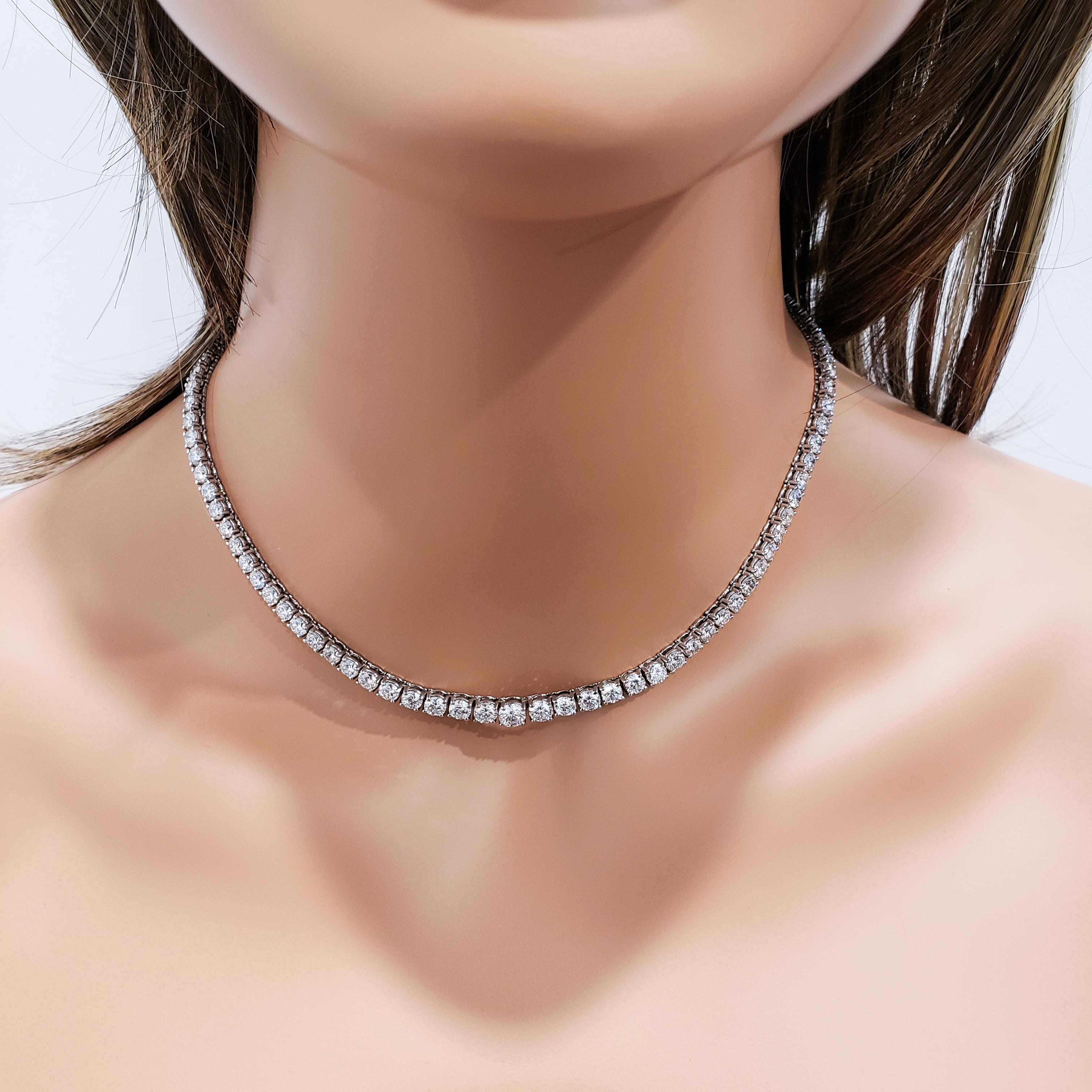 Contemporary Roman Malakov 18.75 Carat Graduating Round Diamond Riviere Tennis Necklace