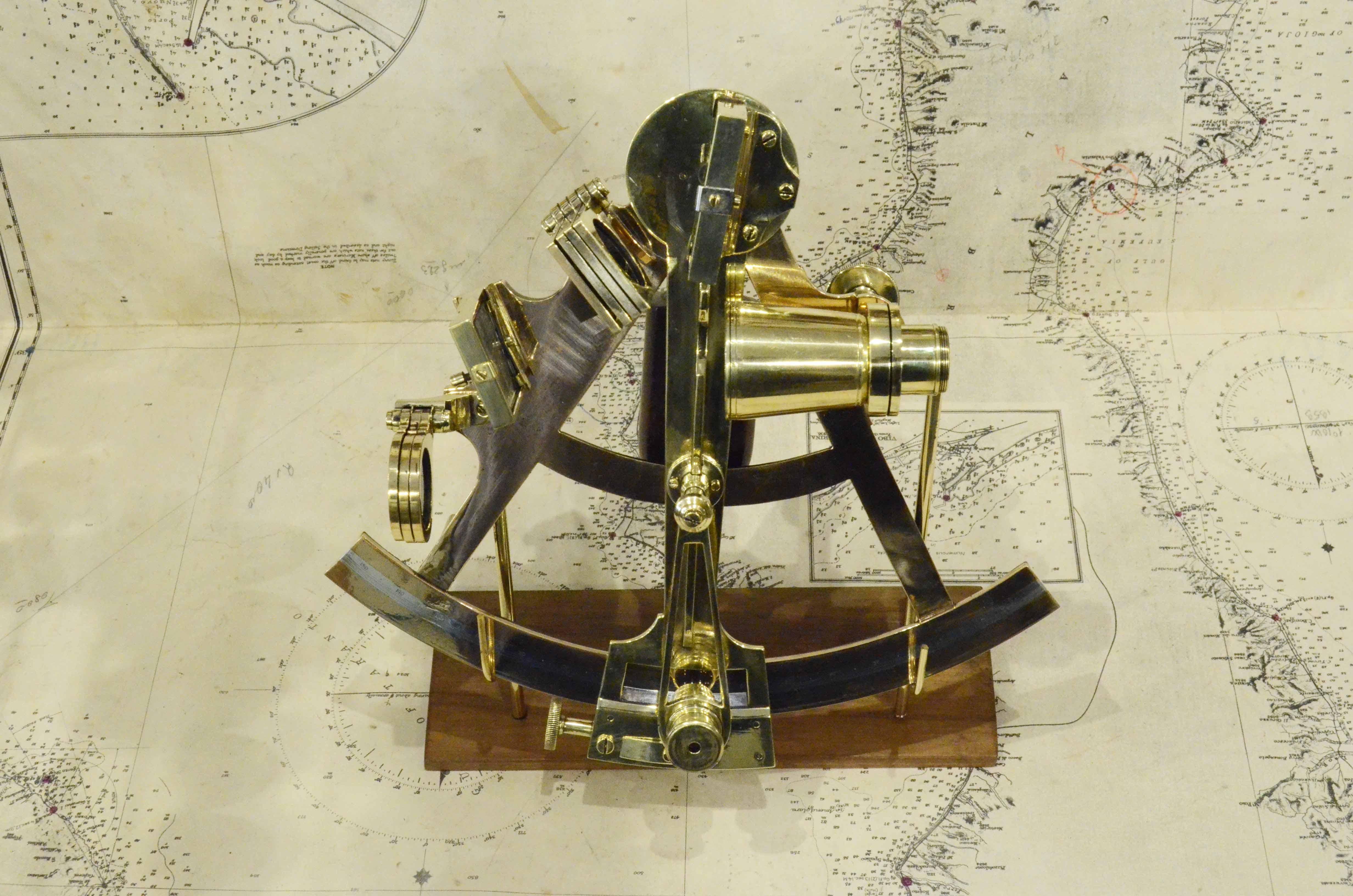 who invented the sextant