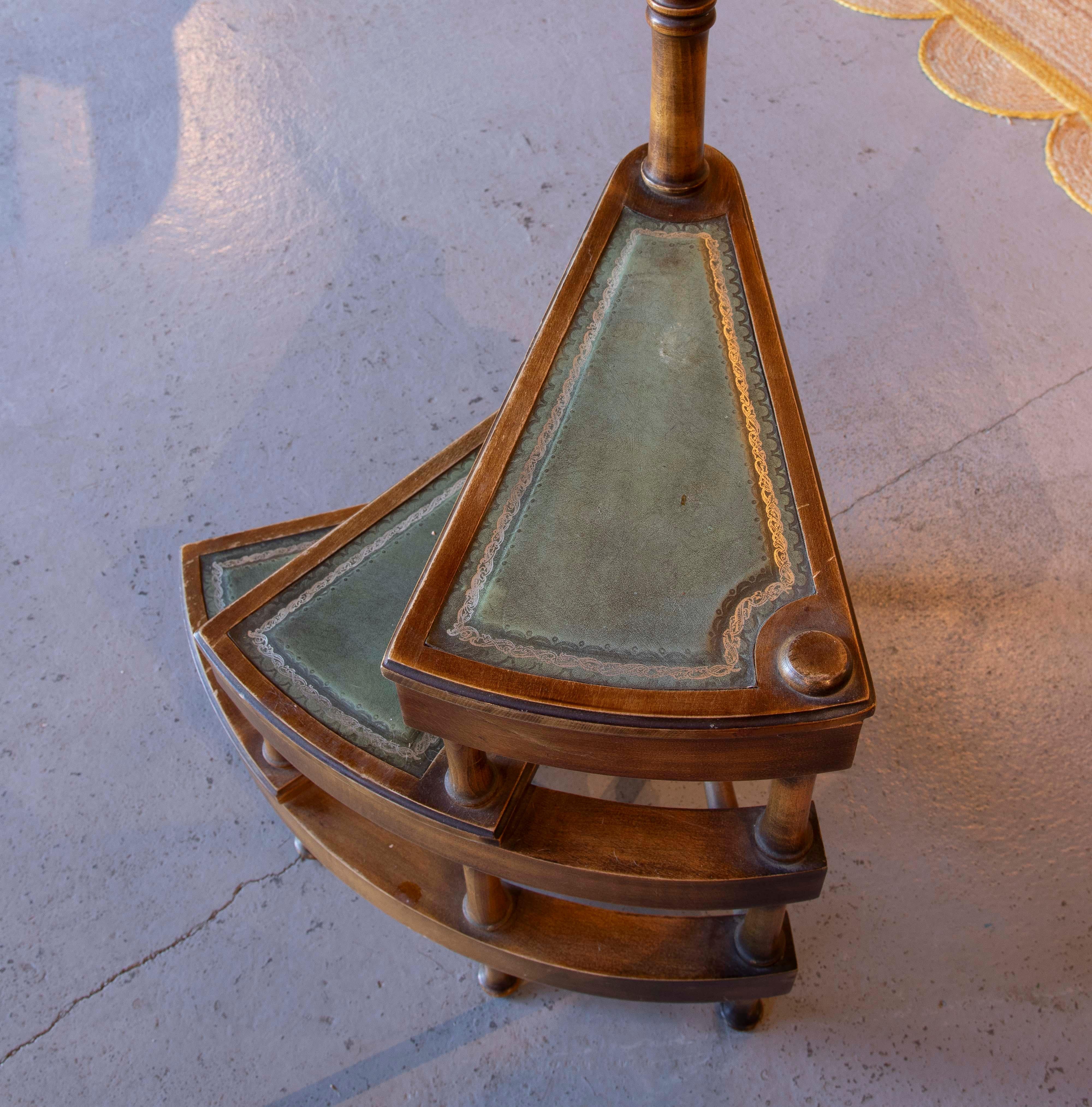 1875s English Spiral Library Staircase with Green Leather Trim For Sale 2