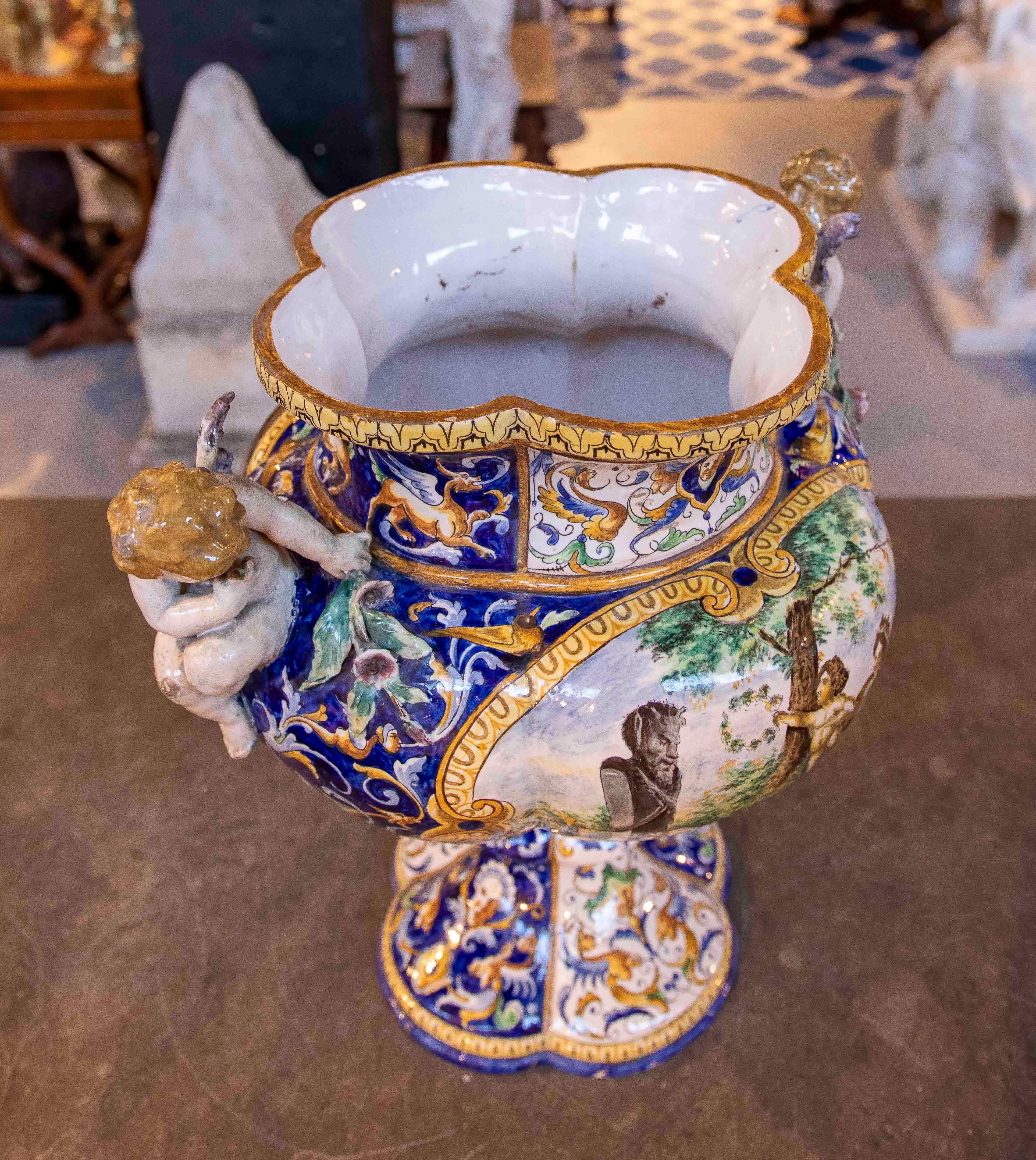 1875s Large Italian Polychrome Mmajolica Vase with Cherubs, Signed Gi. Battoji For Sale 9