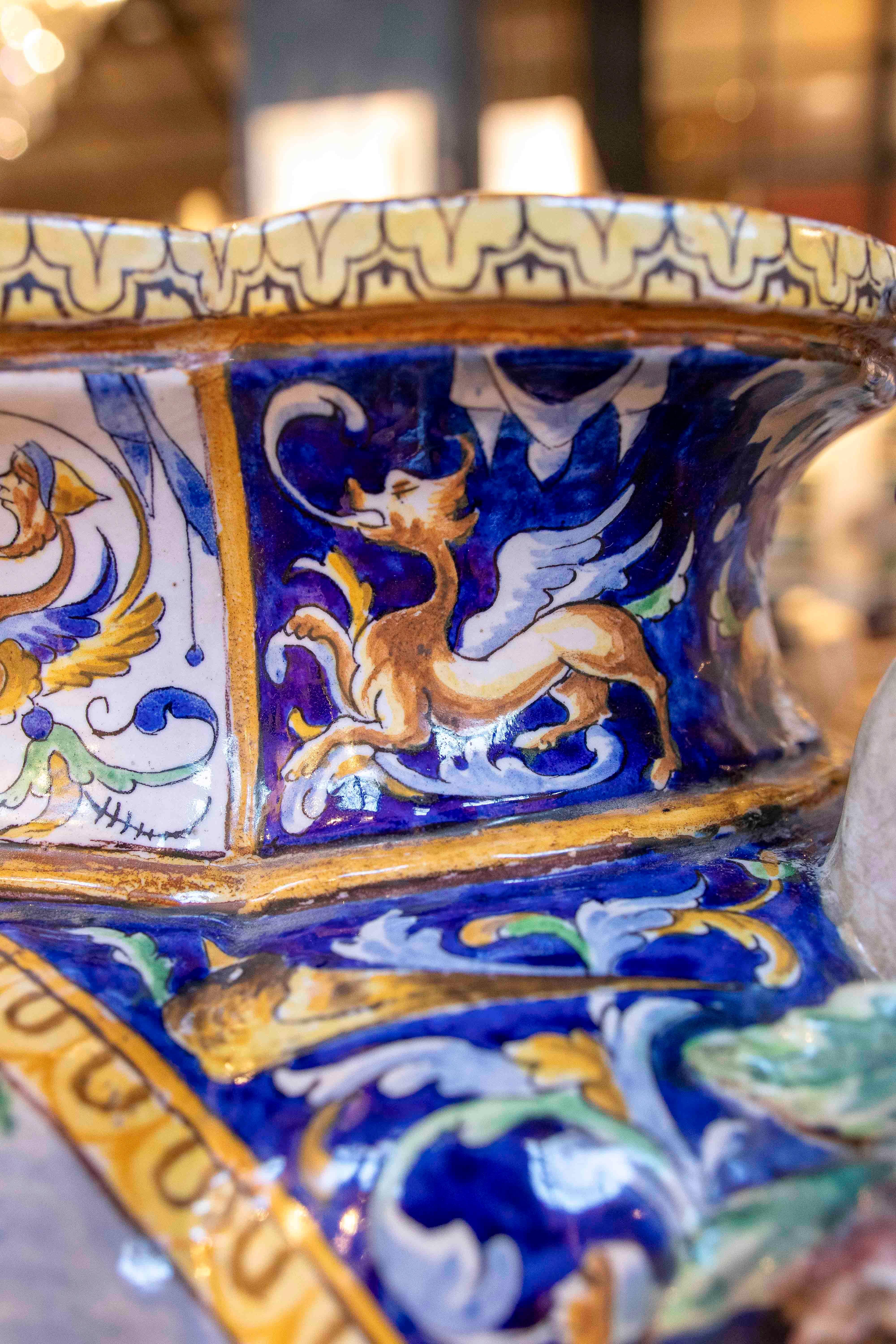 1875s Large Italian Polychrome Mmajolica Vase with Cherubs, Signed Gi. Battoji For Sale 1