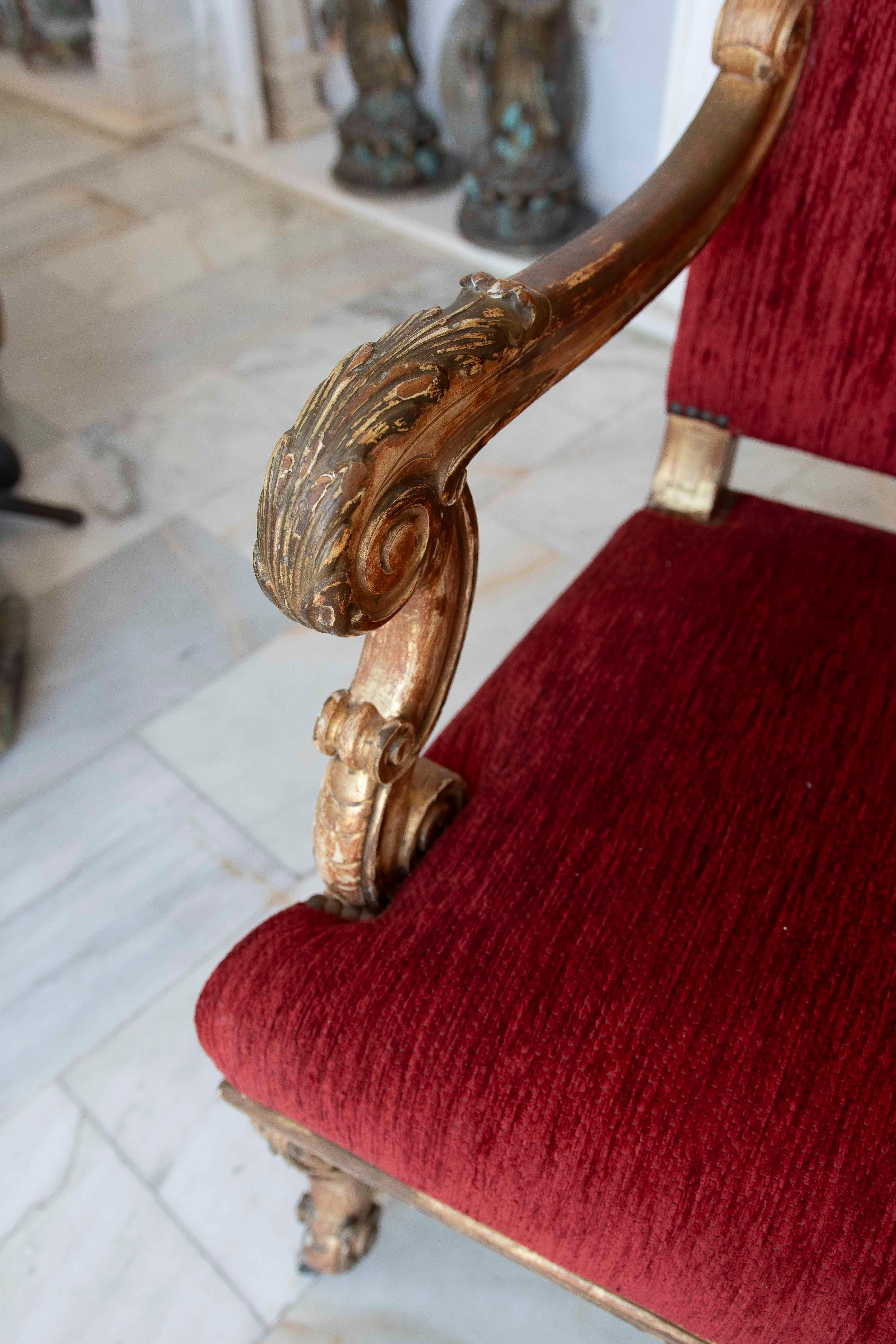 XIX secolo Coppia di poltrone Luigi XV del 1875 con rivestimento in velluto rosso in vendita