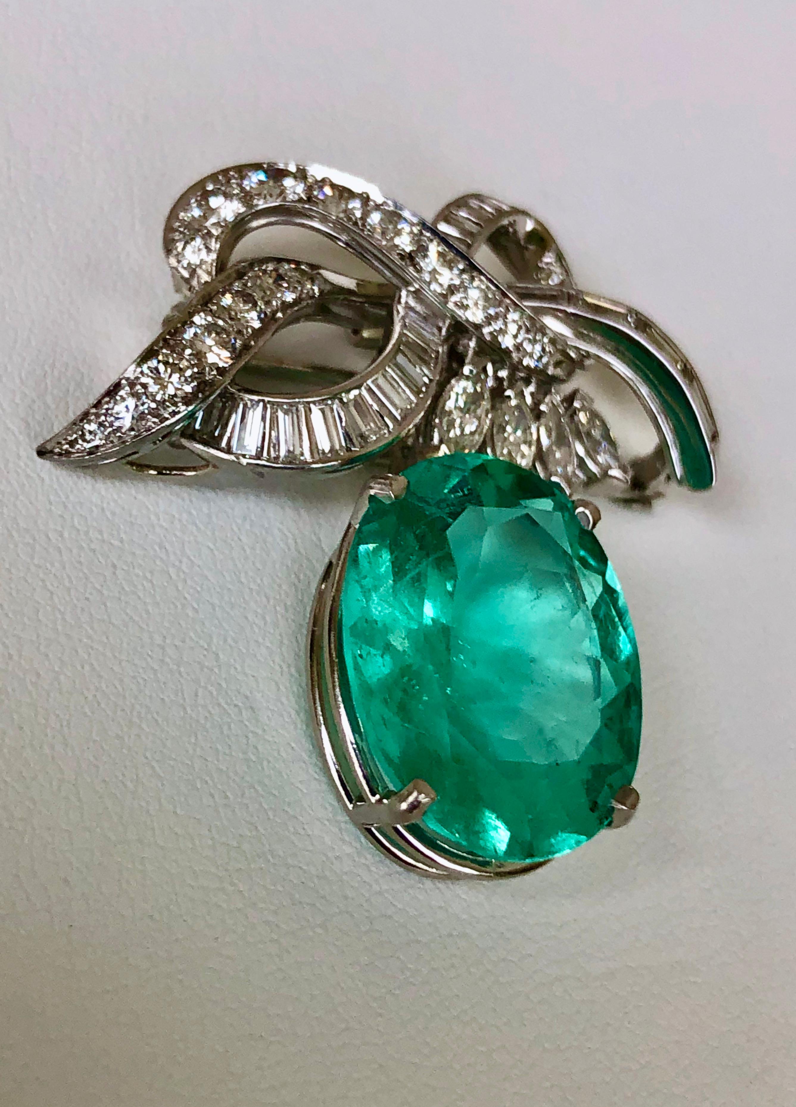 Smaragde Wunderschöner 18,76 Karat zertifizierter kolumbianischer Smaragd Diamant Platin Anhänger/B im Angebot 4