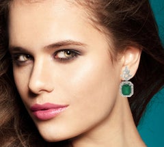 18.79 Carat Emerald Diamond 18 Karat White Gold Earrings
