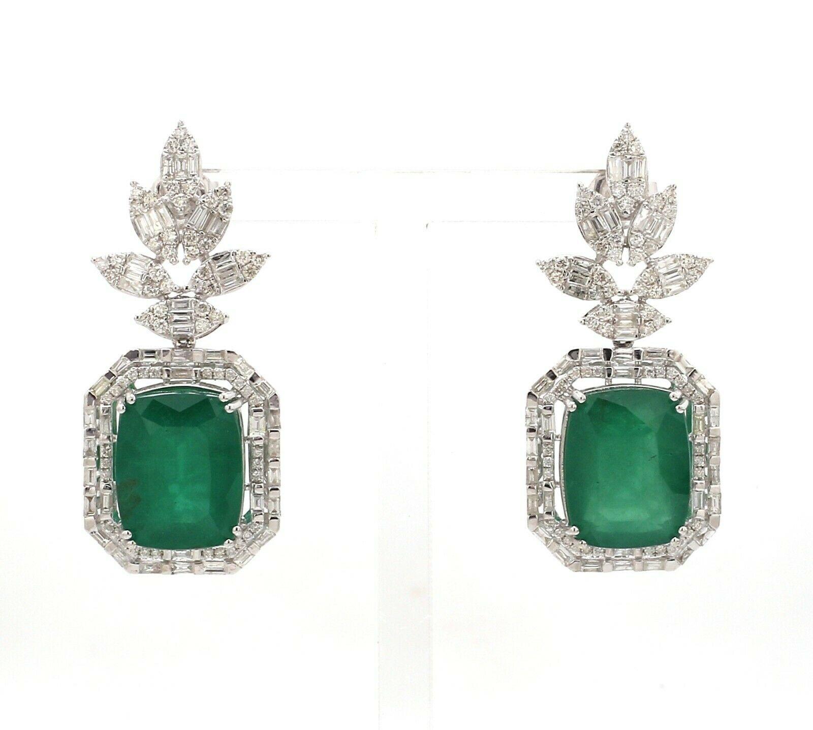 18.79 Carat Emerald Diamond 18 Karat White Gold Earrings In New Condition For Sale In Hoffman Estate, IL