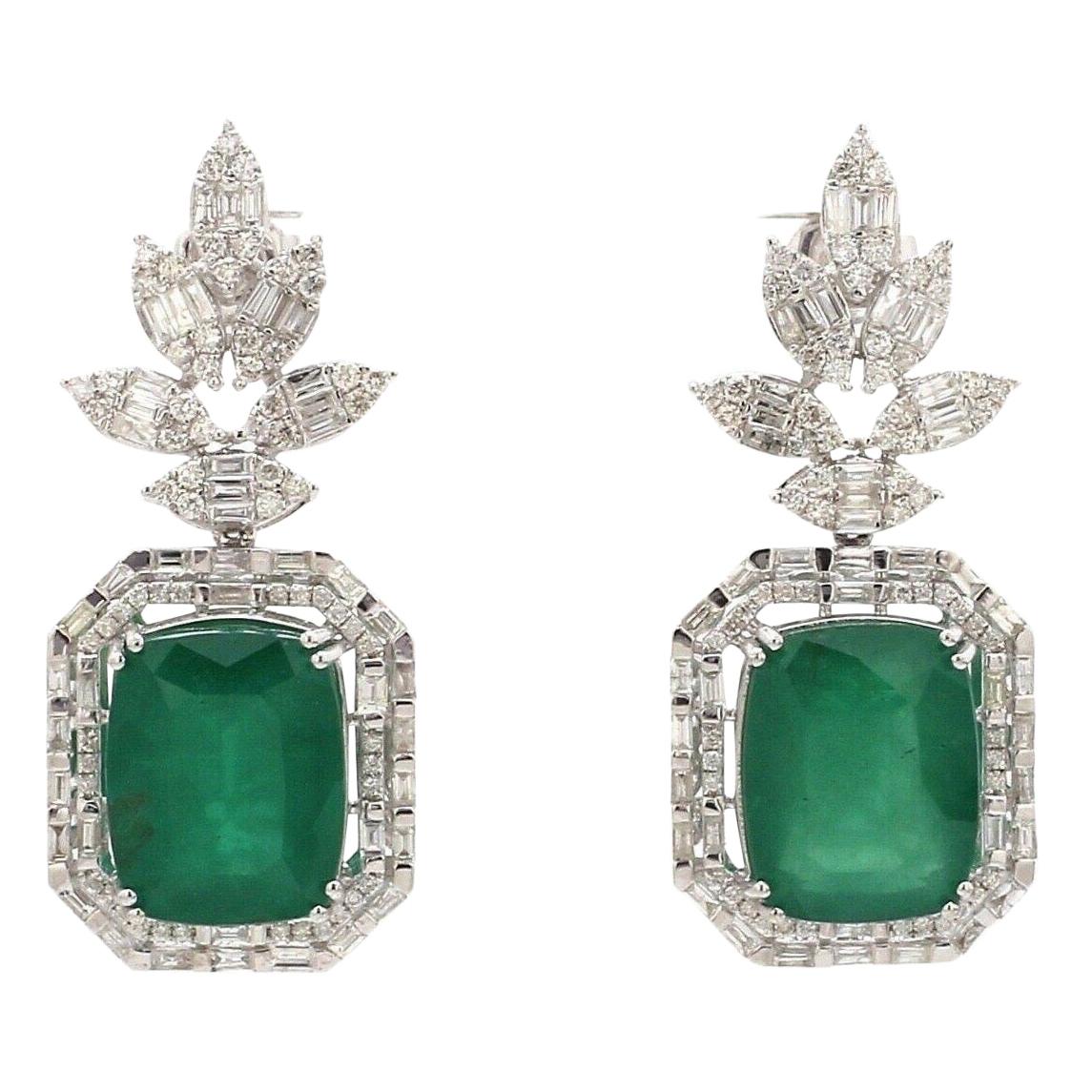 18.79 Carat Emerald Diamond 18 Karat White Gold Earrings