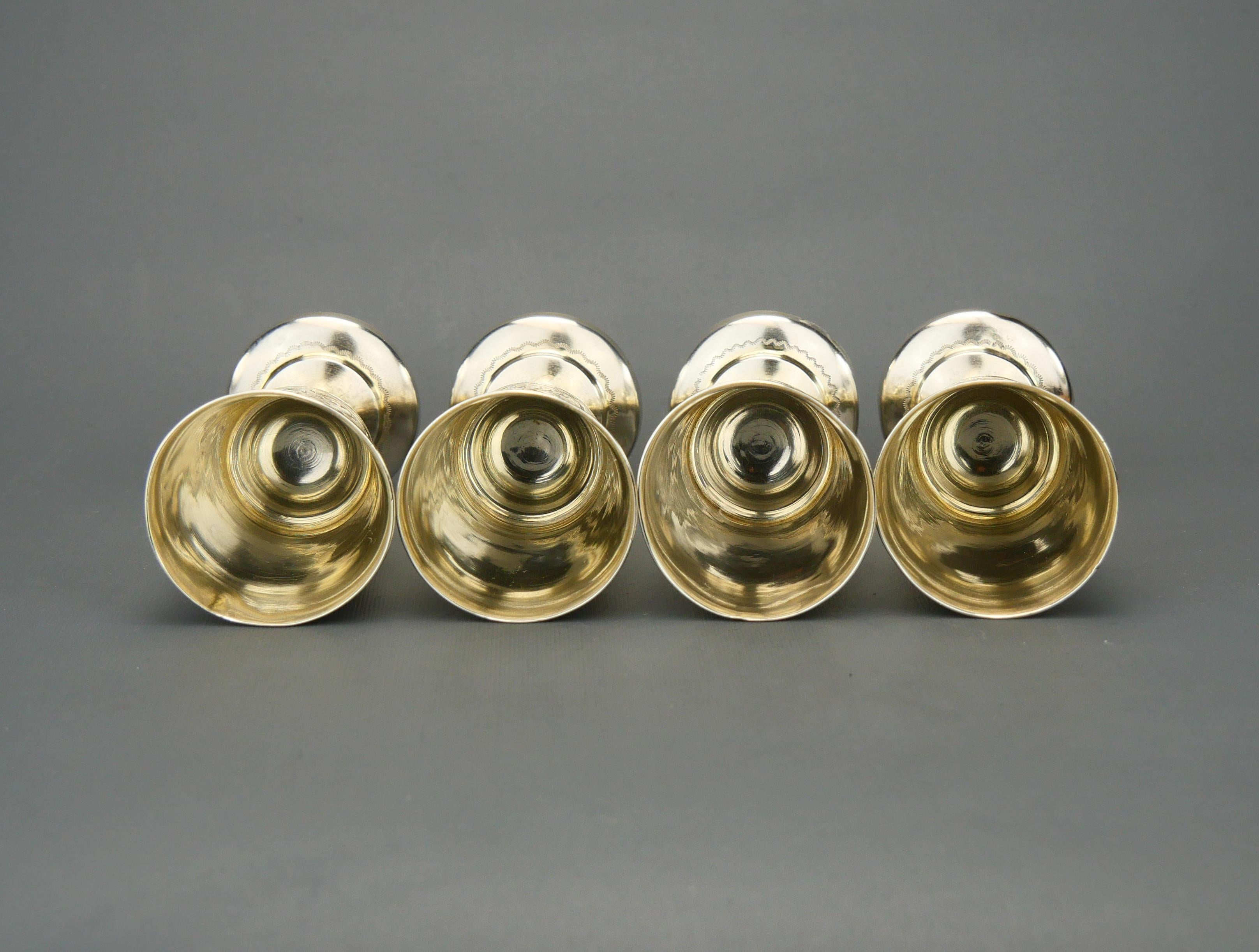 1879 Quattro antichi bicchieri da shot di vodka Stopka in argento russo massiccio 84  / 159gr in vendita 5
