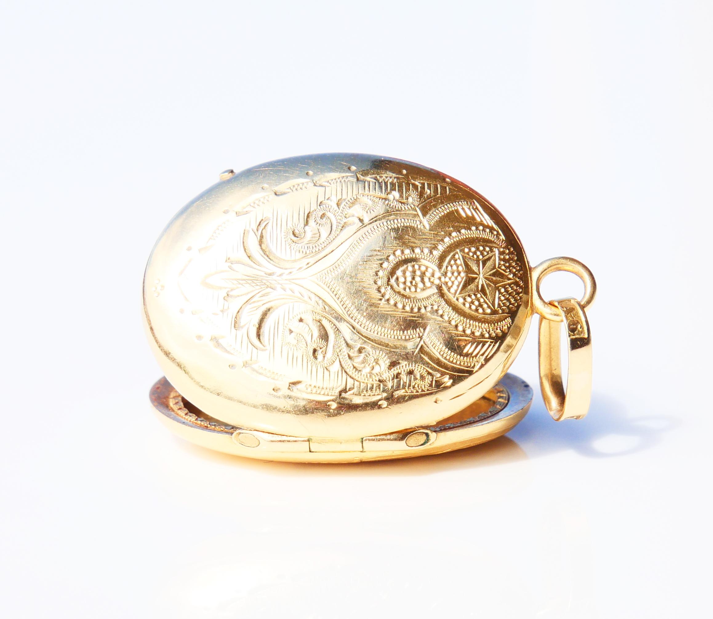 Pendentif nordique de 1879 en or jaune 18 carats massif/ 6 g en vente 3