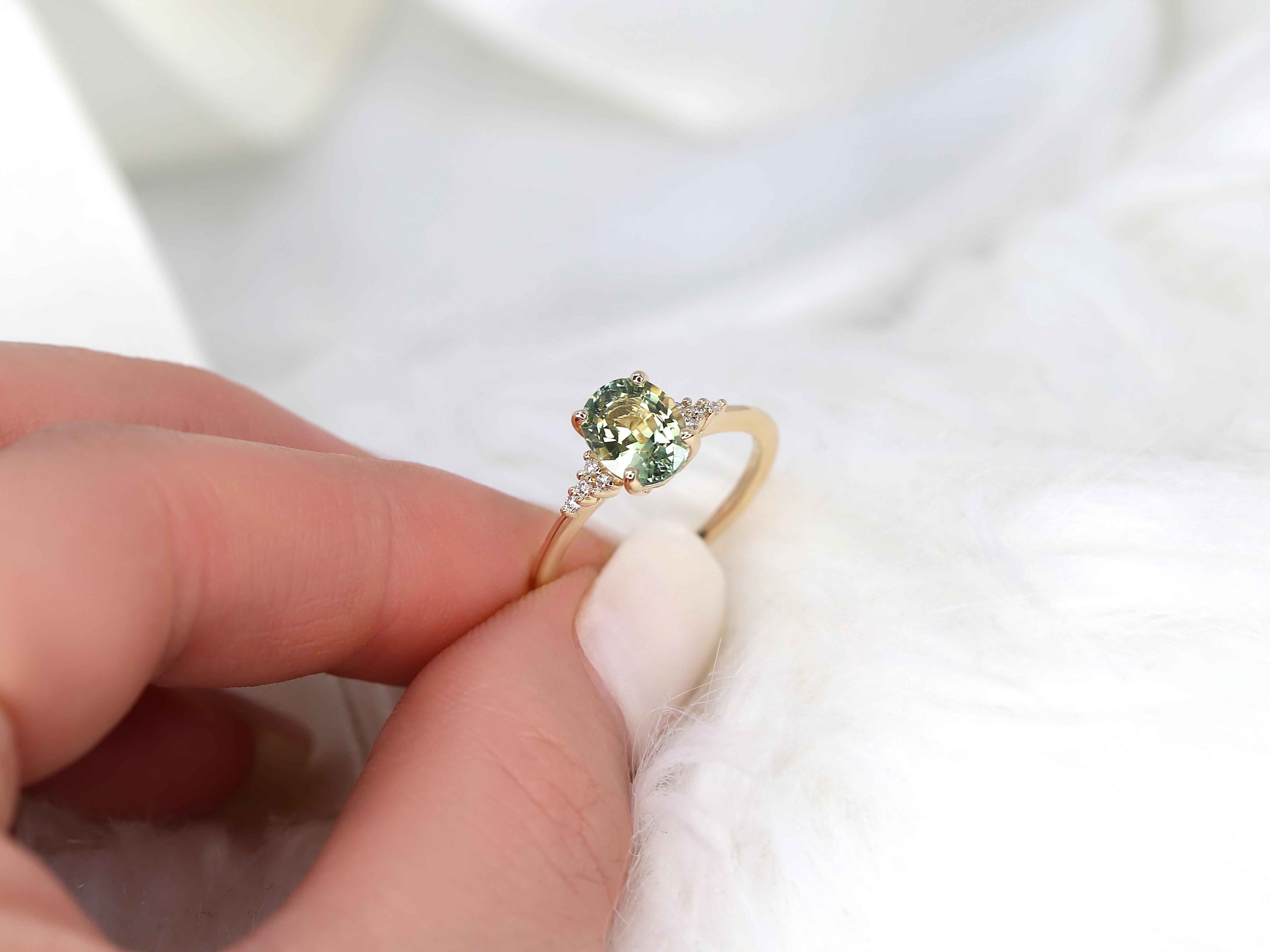 Art Deco 1.87ct Maddy 14kt Gold Bright Lime Teal Sapphire Diamond Cluster Oval Ring For Sale