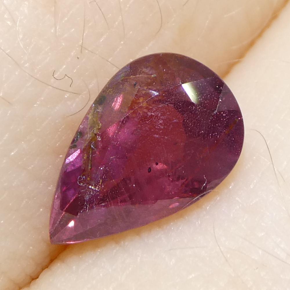 Zaffiro rosa-violaceo a pera da 1,87ct dalla Tanzania, non riscaldato in vendita 7