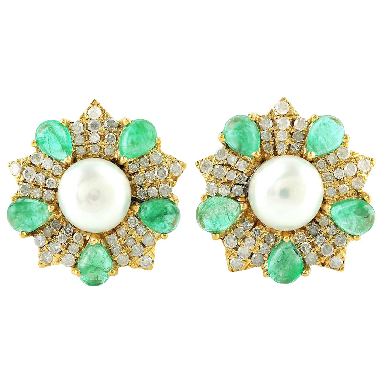 1.88 Carat Emerald Diamond 14 Karat Gold Flower Stud Earrings For Sale