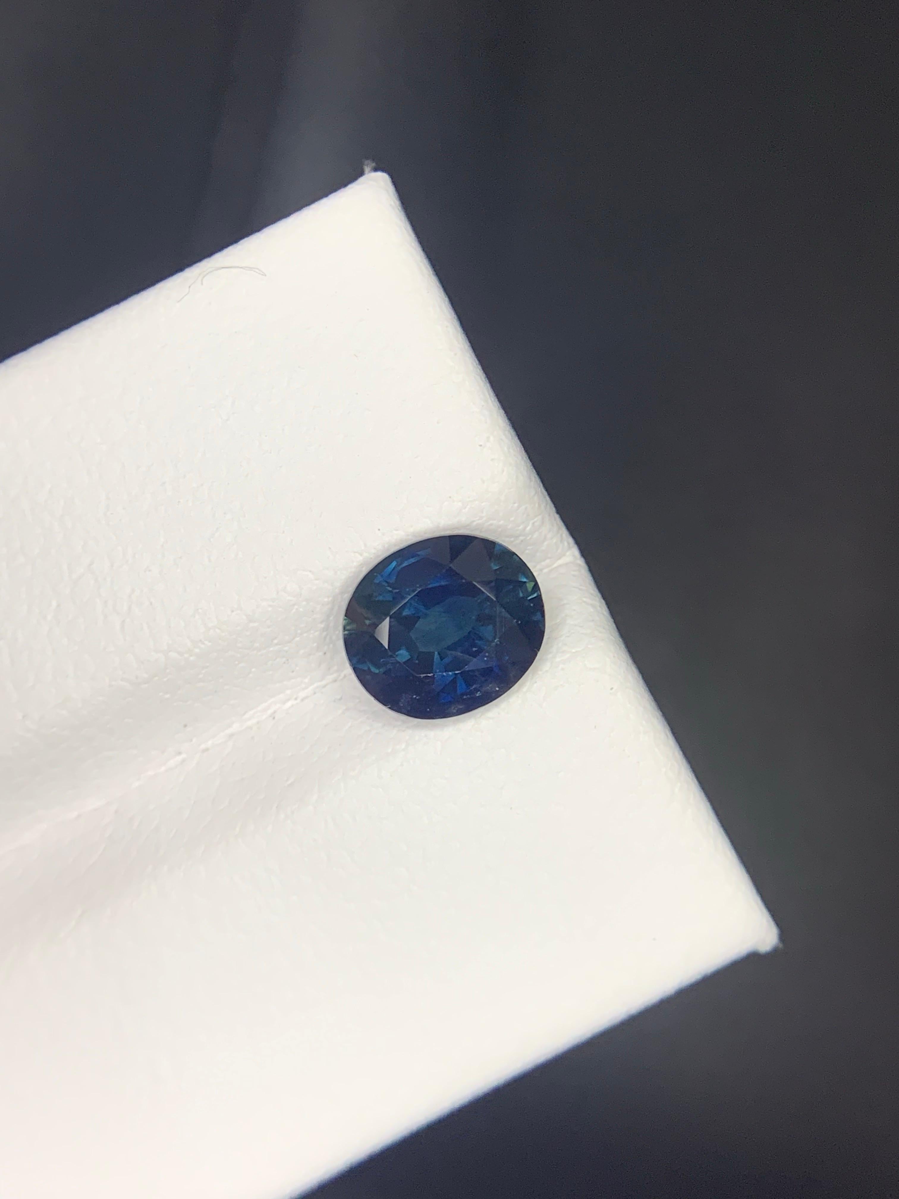 1,88 quilates de zafiro natural suelto con forma oval de Madagascar en venta 4