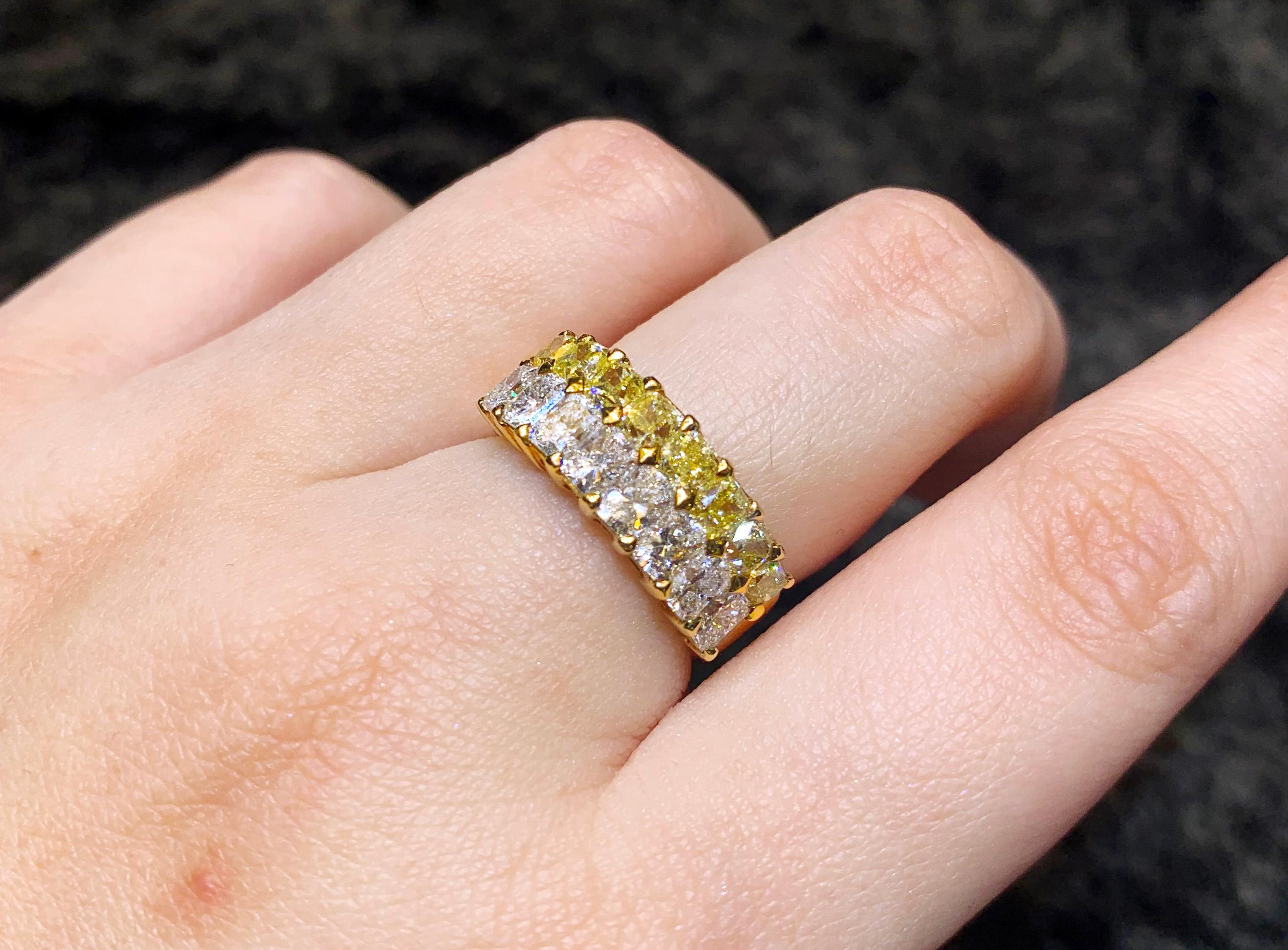 1.88 Carat Natural Yellow Diamond with 1.74 Carat White Diamond Band Ring In New Condition For Sale In Hung Hom, HK