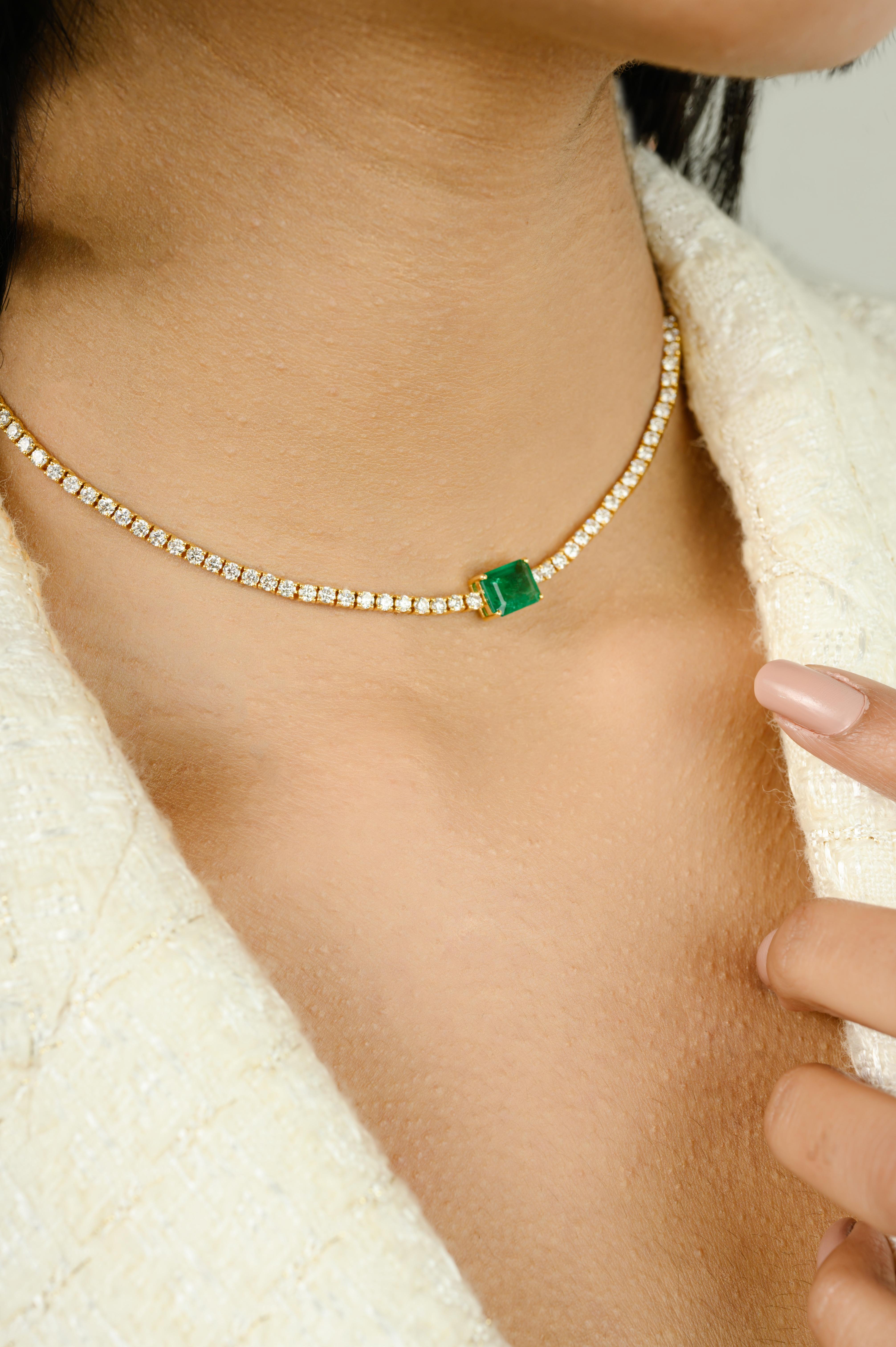 Chaîne collier en or jaune massif 14 carats avec diamants et émeraude taille octogonale de 1,88 carat Neuf - En vente à New York, NY