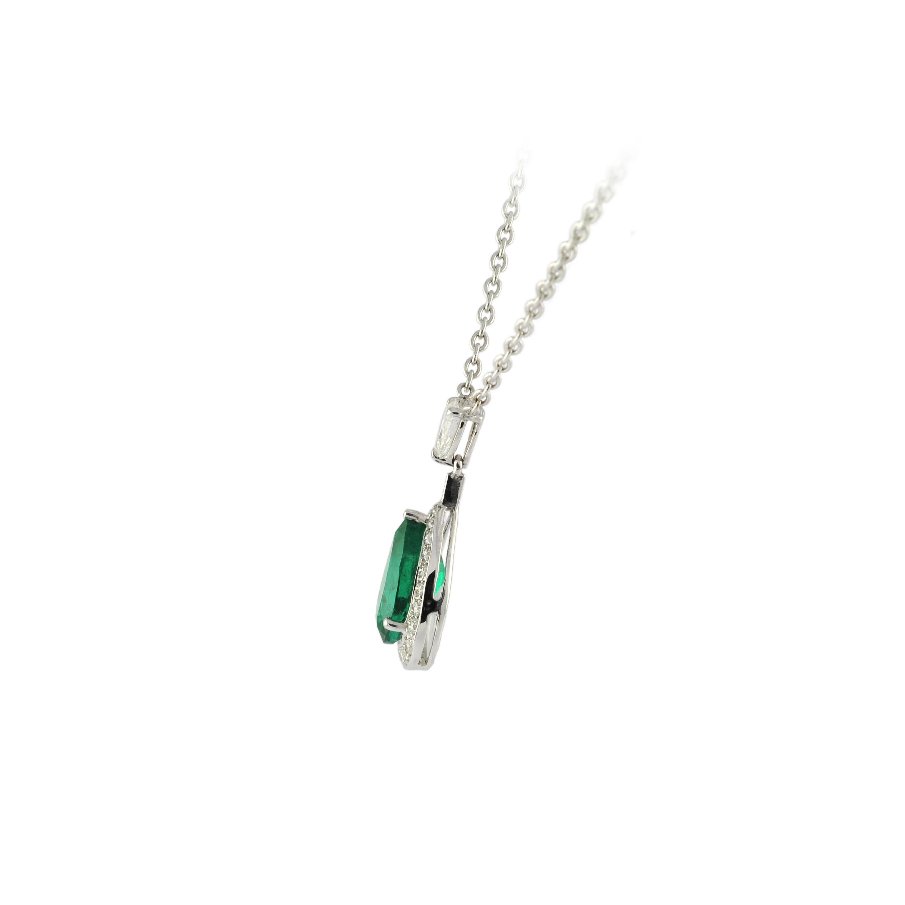 Oval Cut 1.88 Carat Pear Shape Emerald, 0.72 Carat Diamond, 18 Karat White Gold Necklace For Sale