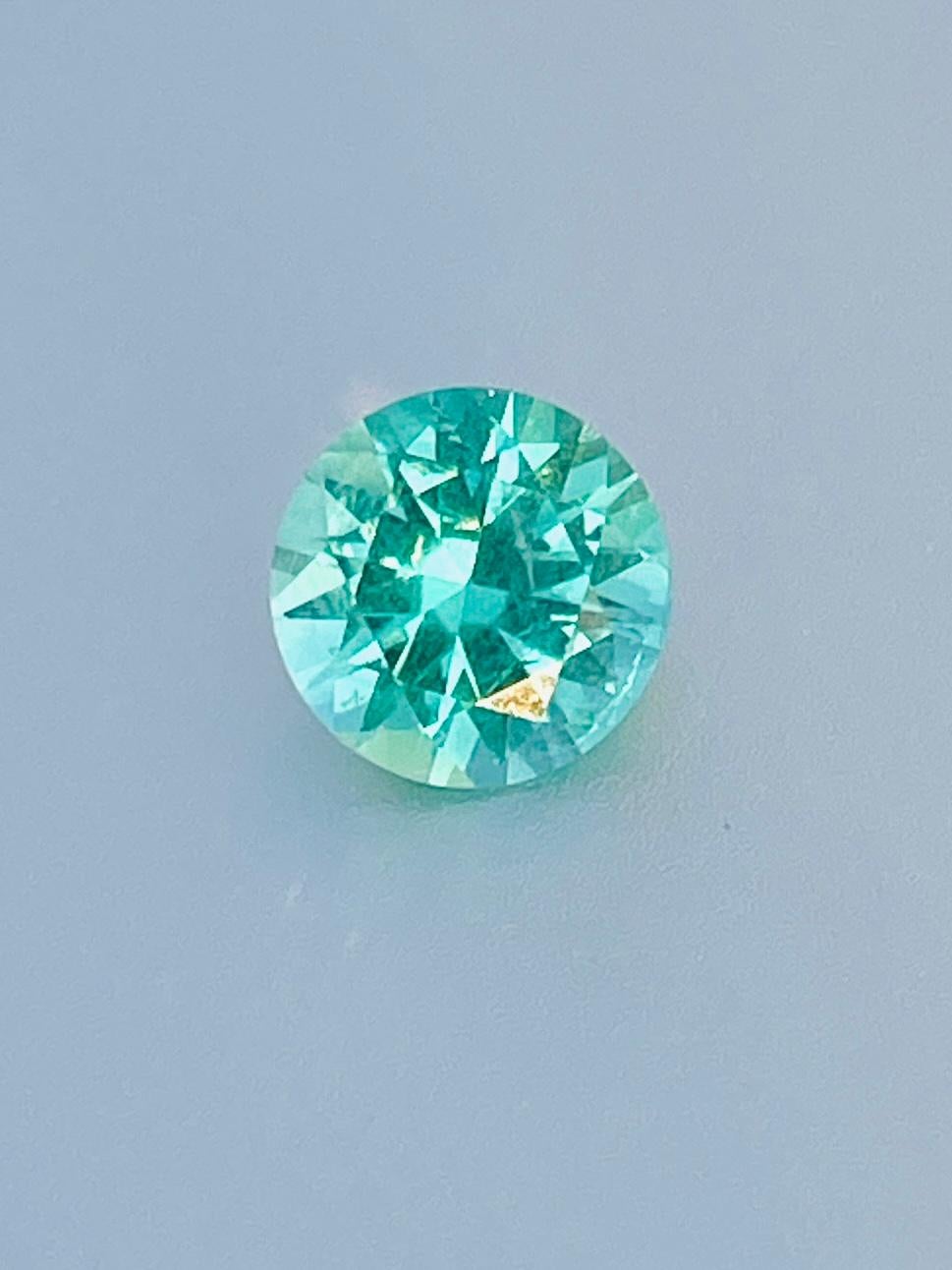 1.88 Ct Natural Emerald Beryl High-Precision Zambia Green color gemstone For Sale 1