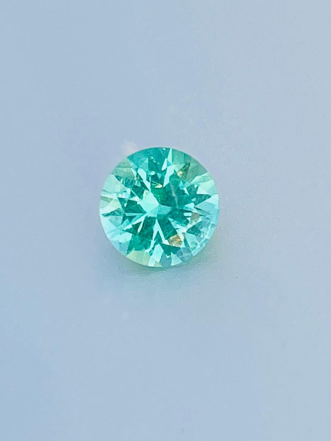 1.88 Ct Natural Emerald Beryl High-Precision Zambia Green color gemstone For Sale 3