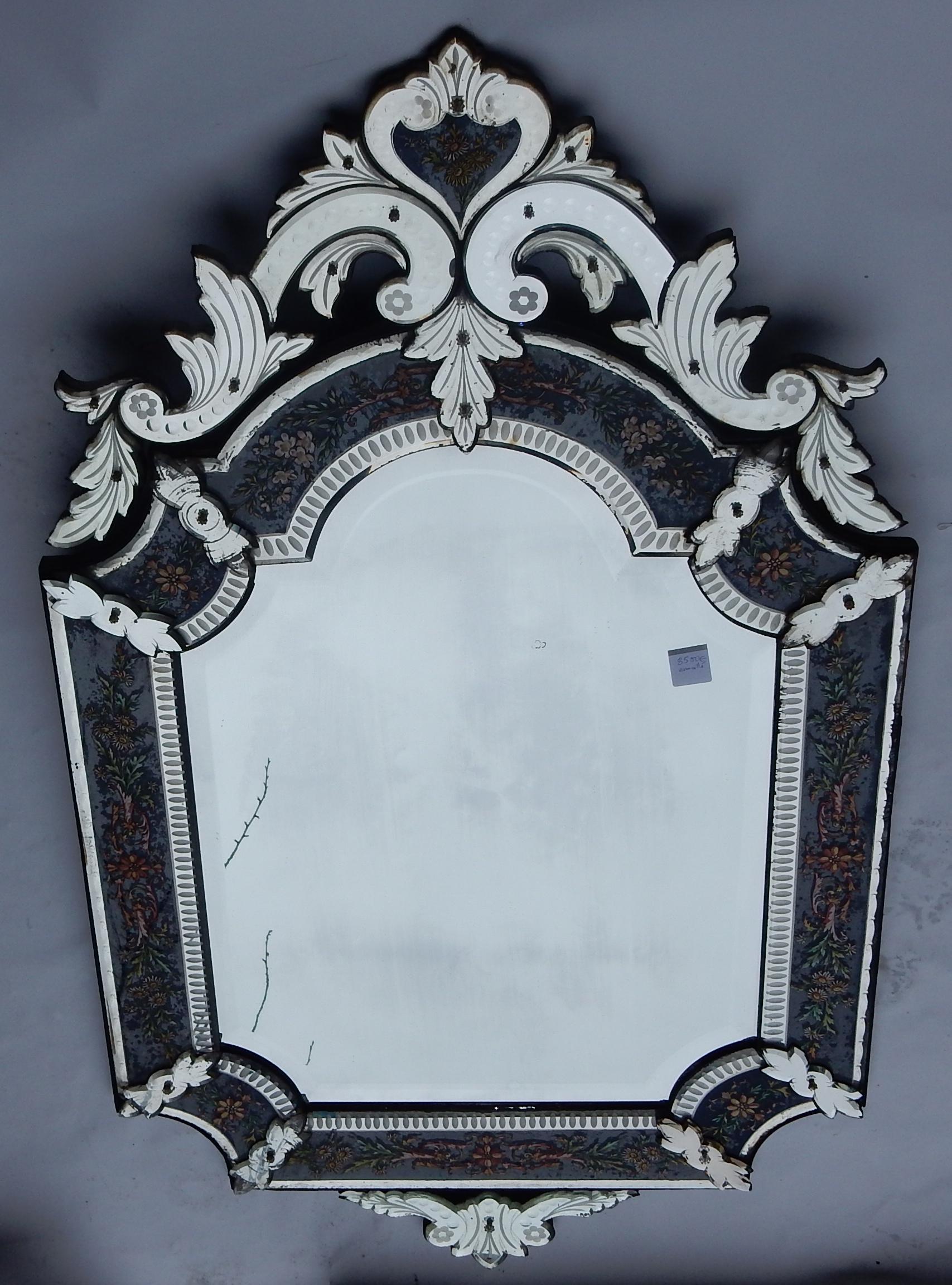 1880-1900 Venetian Mirror N3 with Pediment, Blue Glass Adorned with Flowers For Sale 5