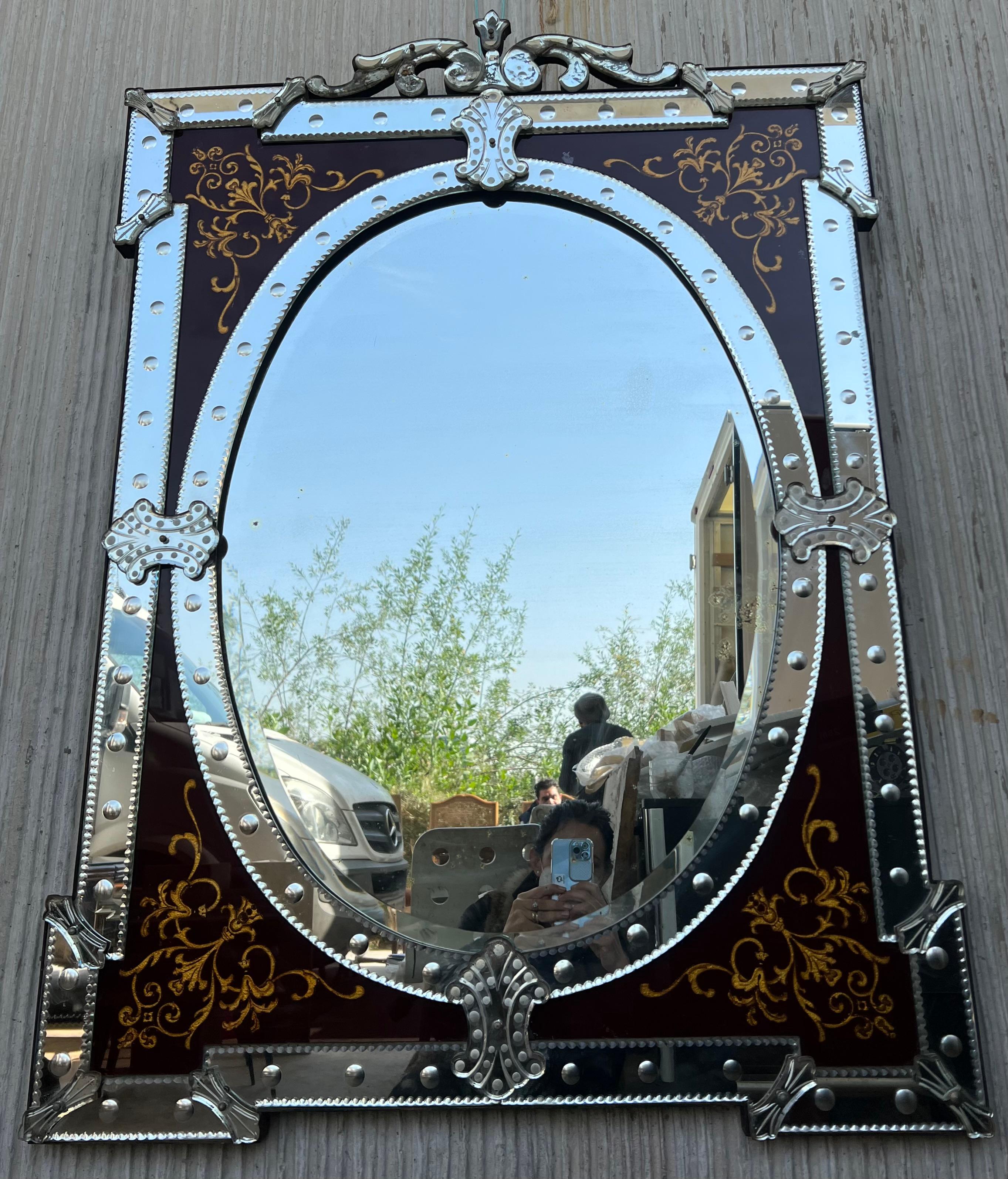 Italian 1880-1900 Venetian Mirror with Pediment Garnet Glass Adorned with Flowers For Sale