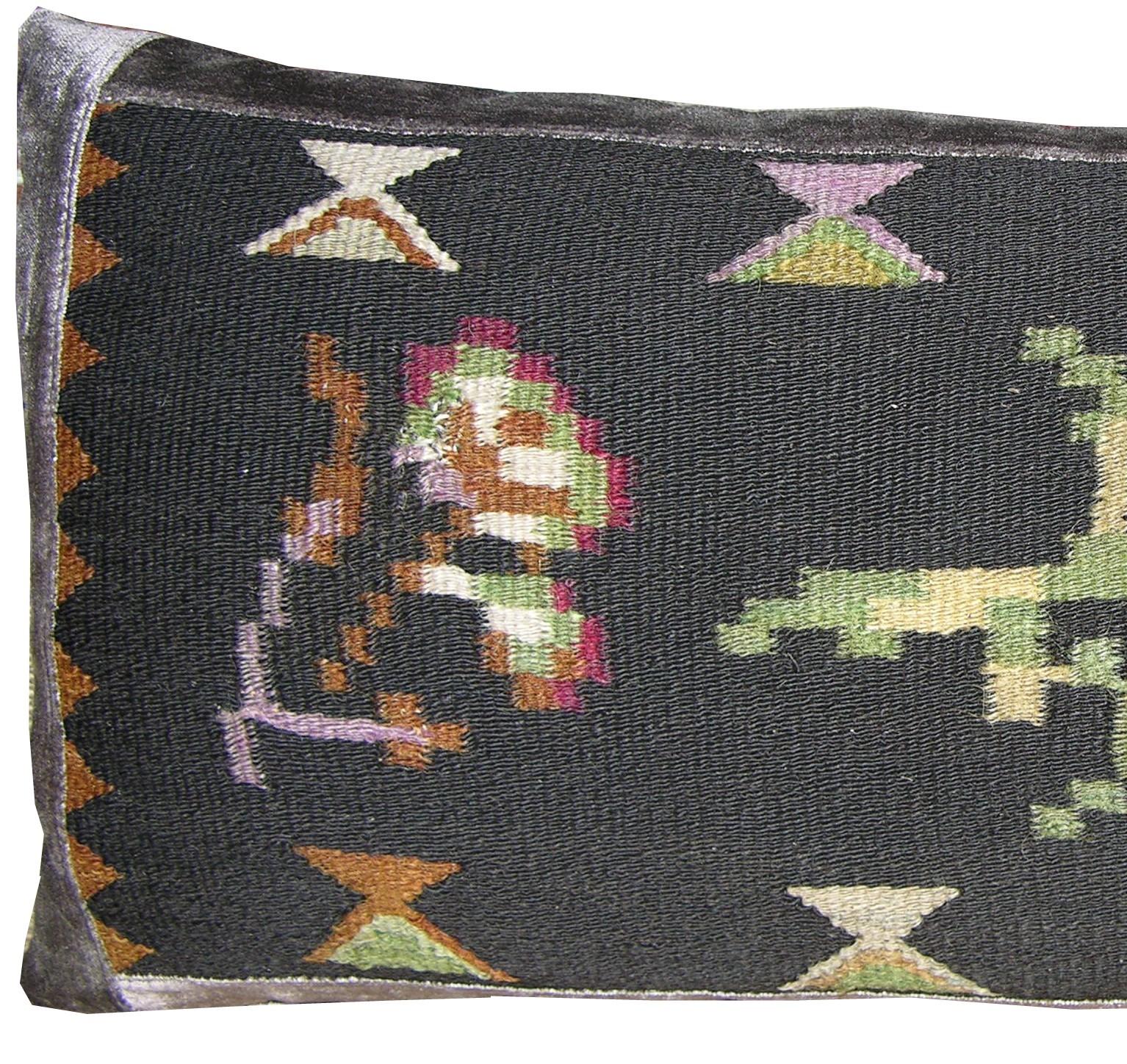 Ca.1880 antique Bessarabian pillow 27 X 13, fait main authentique, tribal et traditionnel.