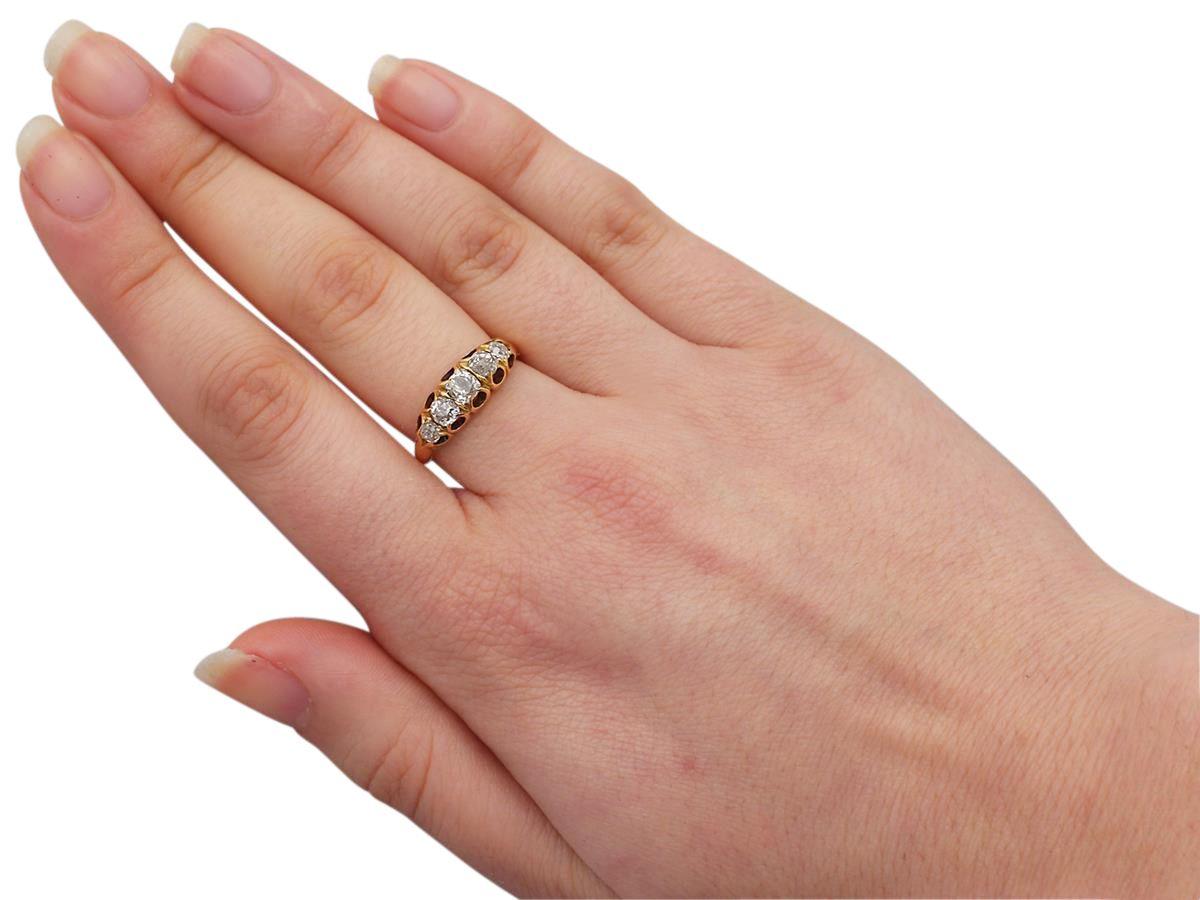 1880s Diamond and Yellow Gold Five-Stone Ring For Sale 1